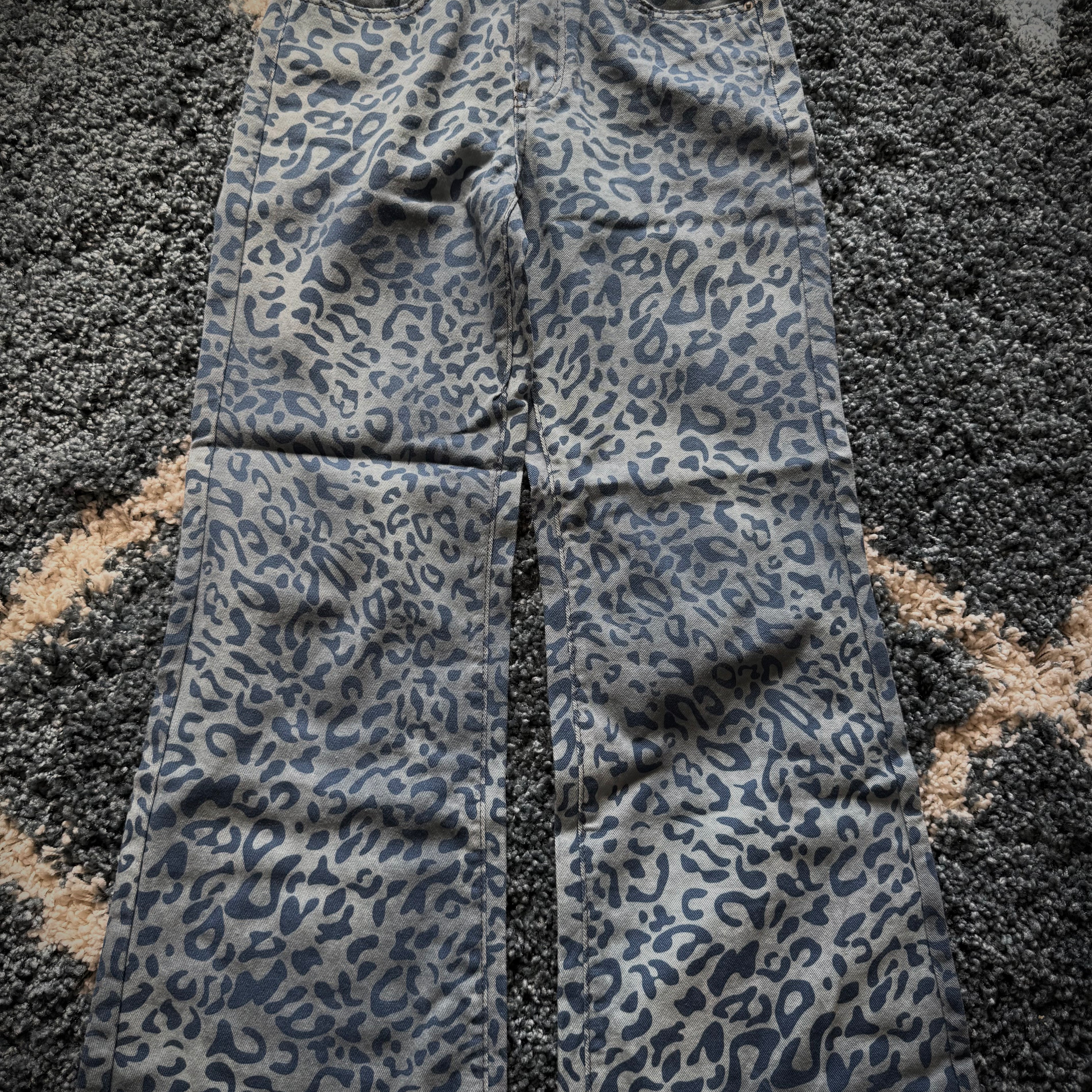 Blue Leopard flared Jeans