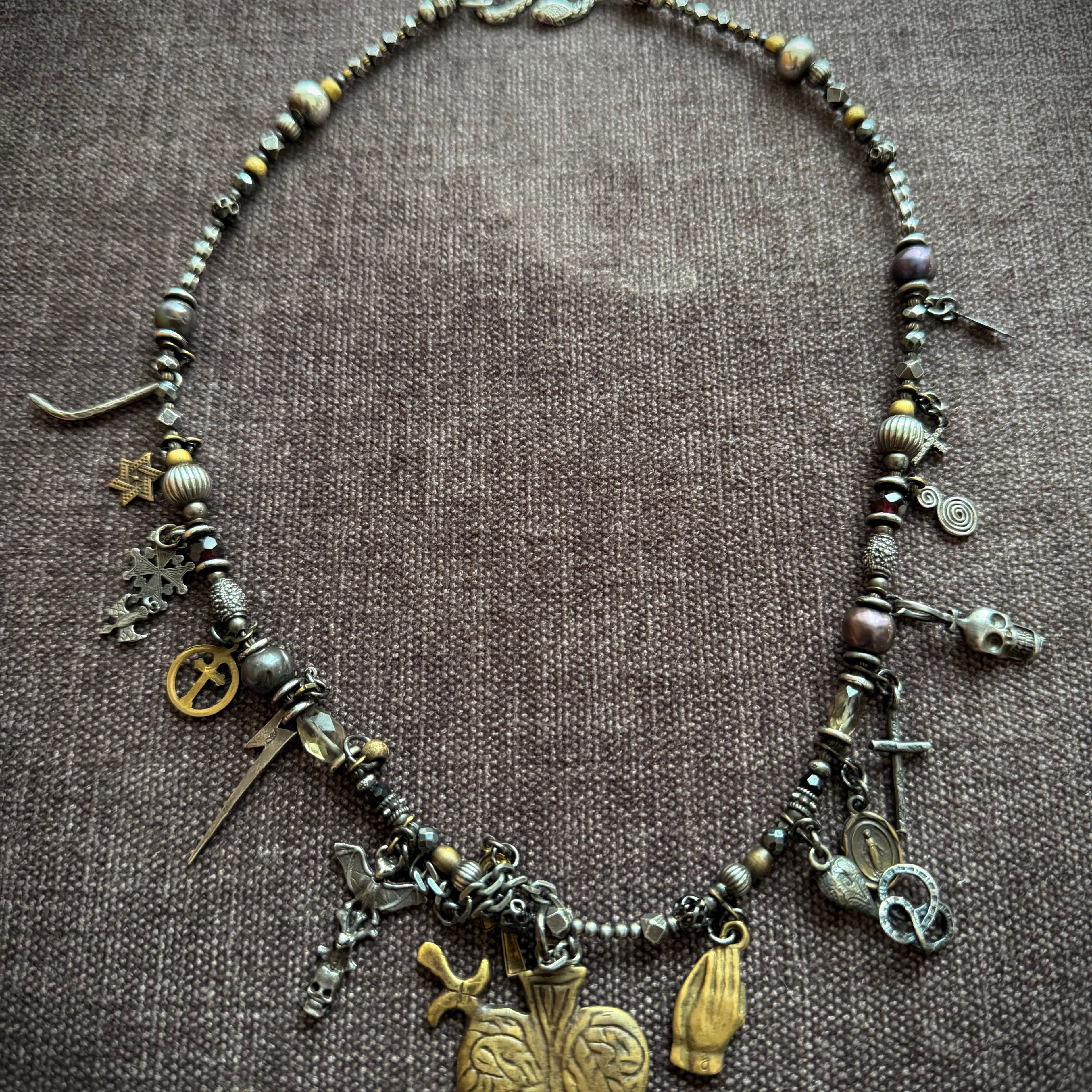 Gunda Oratio Necklace