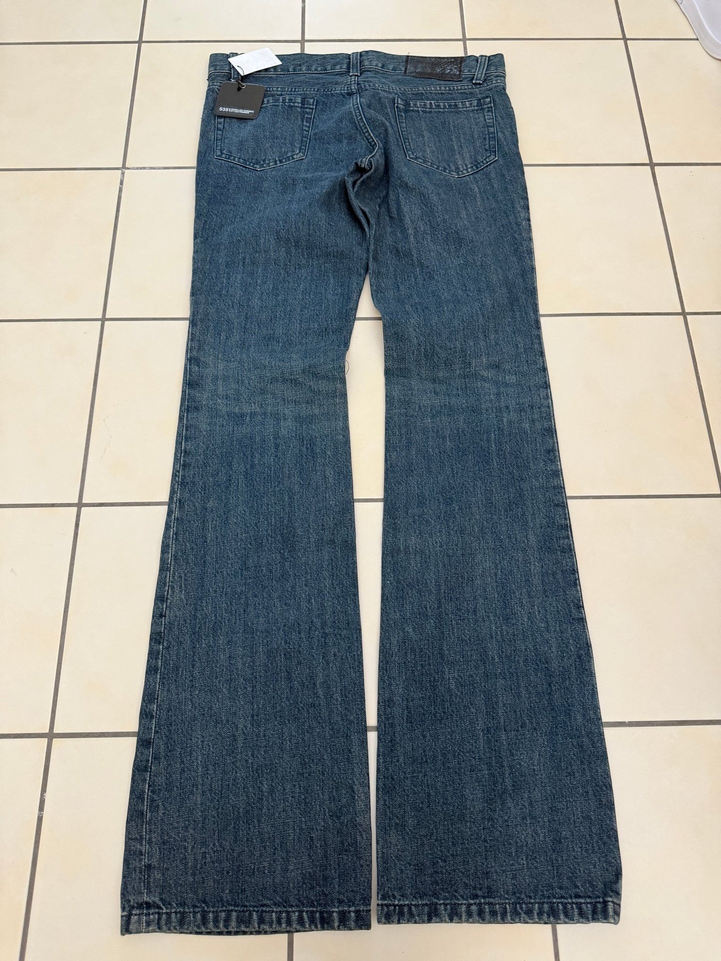 5351 Pour Les Hommes Distressed Python Flared Denim Pants - wintexarchive