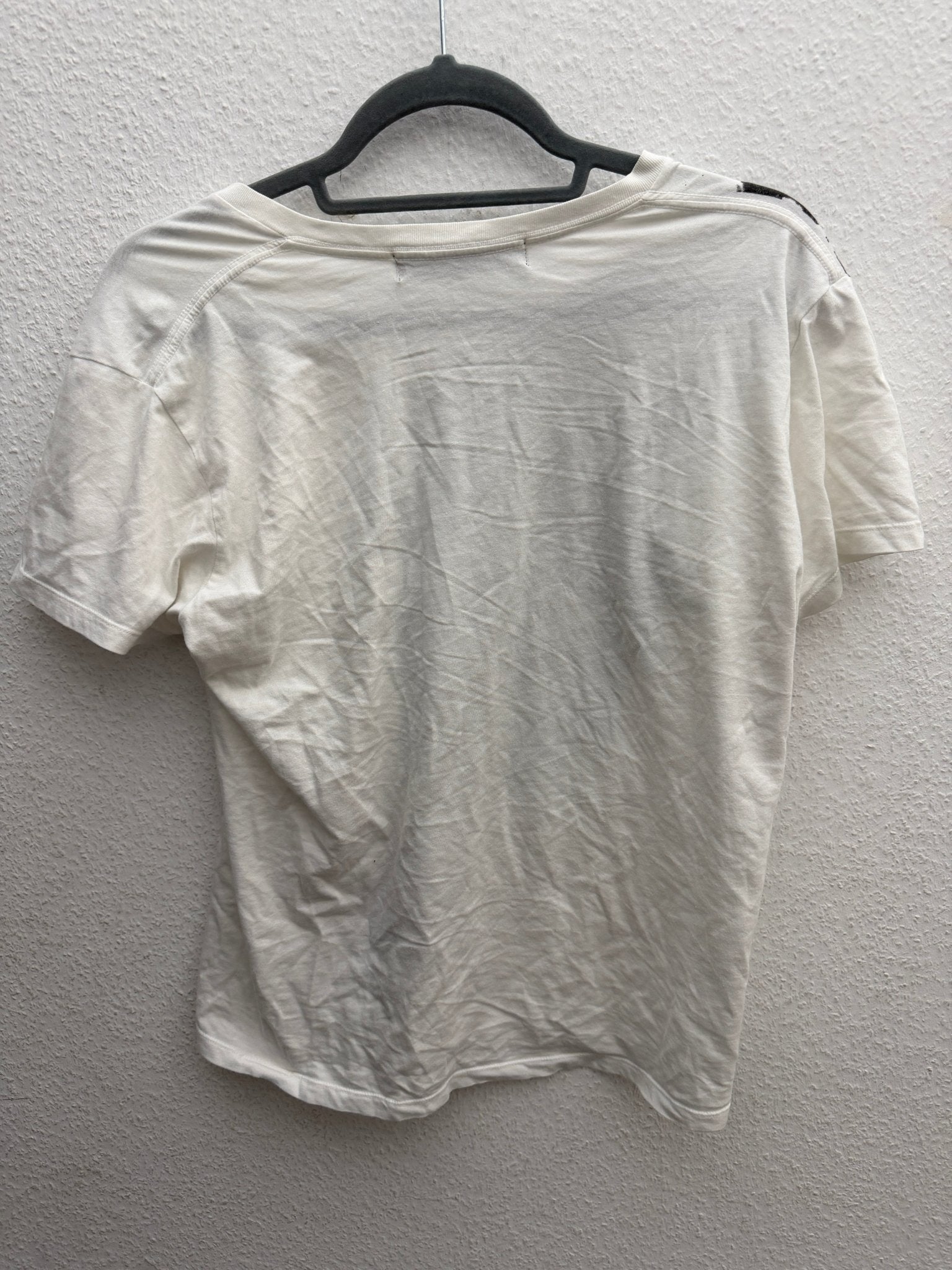 5351 Pour Les Hommes Mutant Feather Shirt - wintexarchive