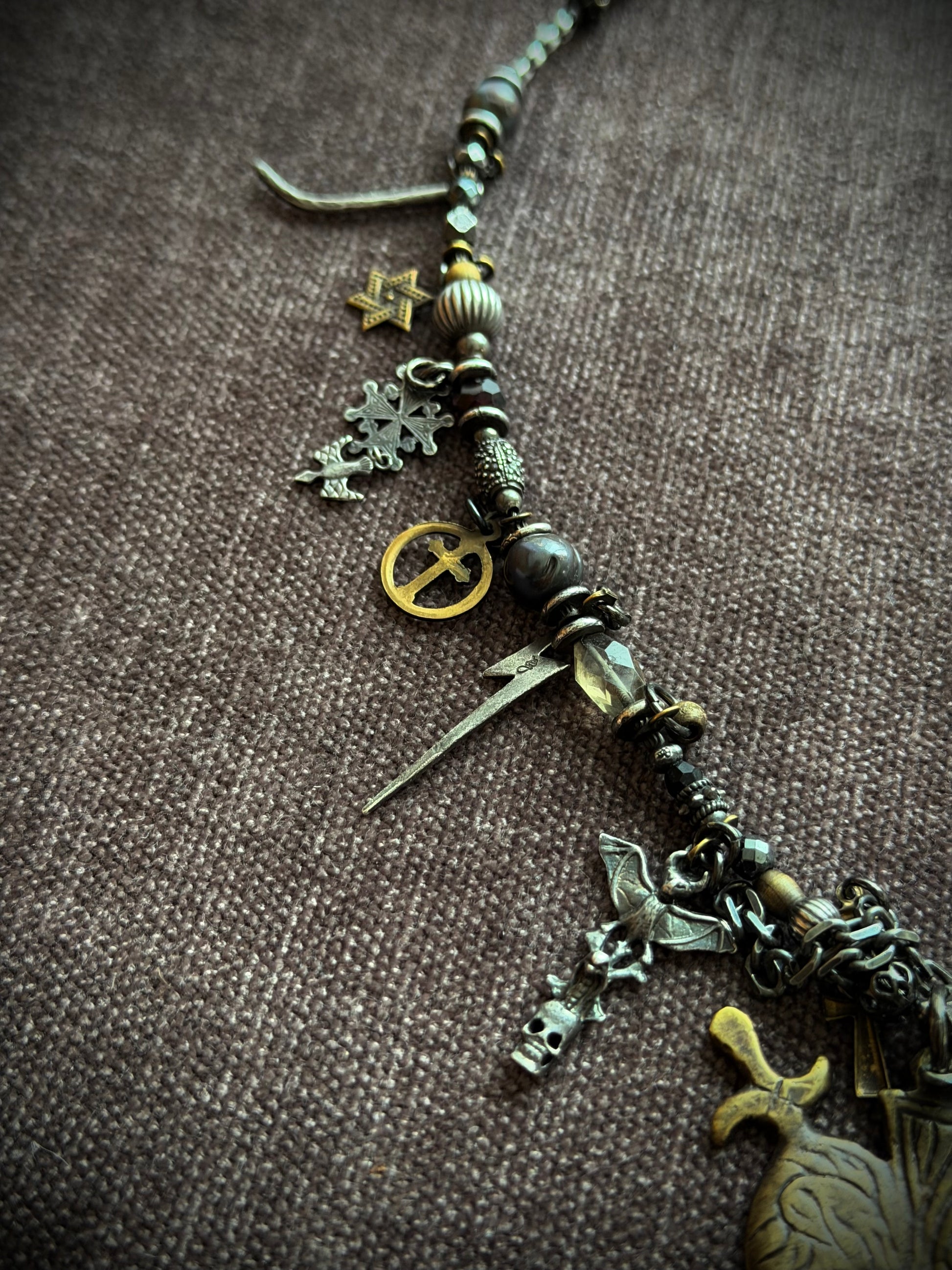 Gunda Oratio Necklace