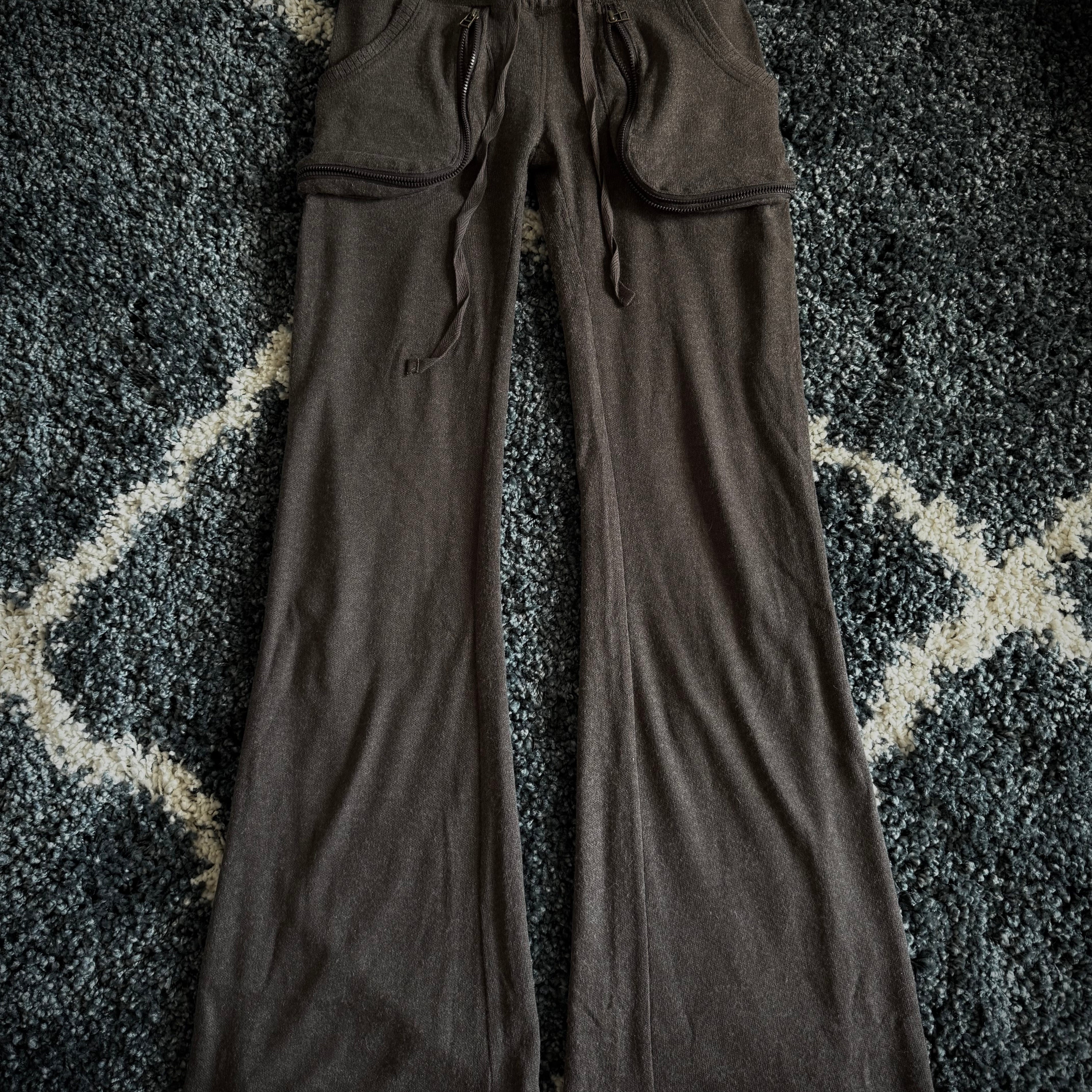 G.O.A 3D Pockets Flared Sweatpants