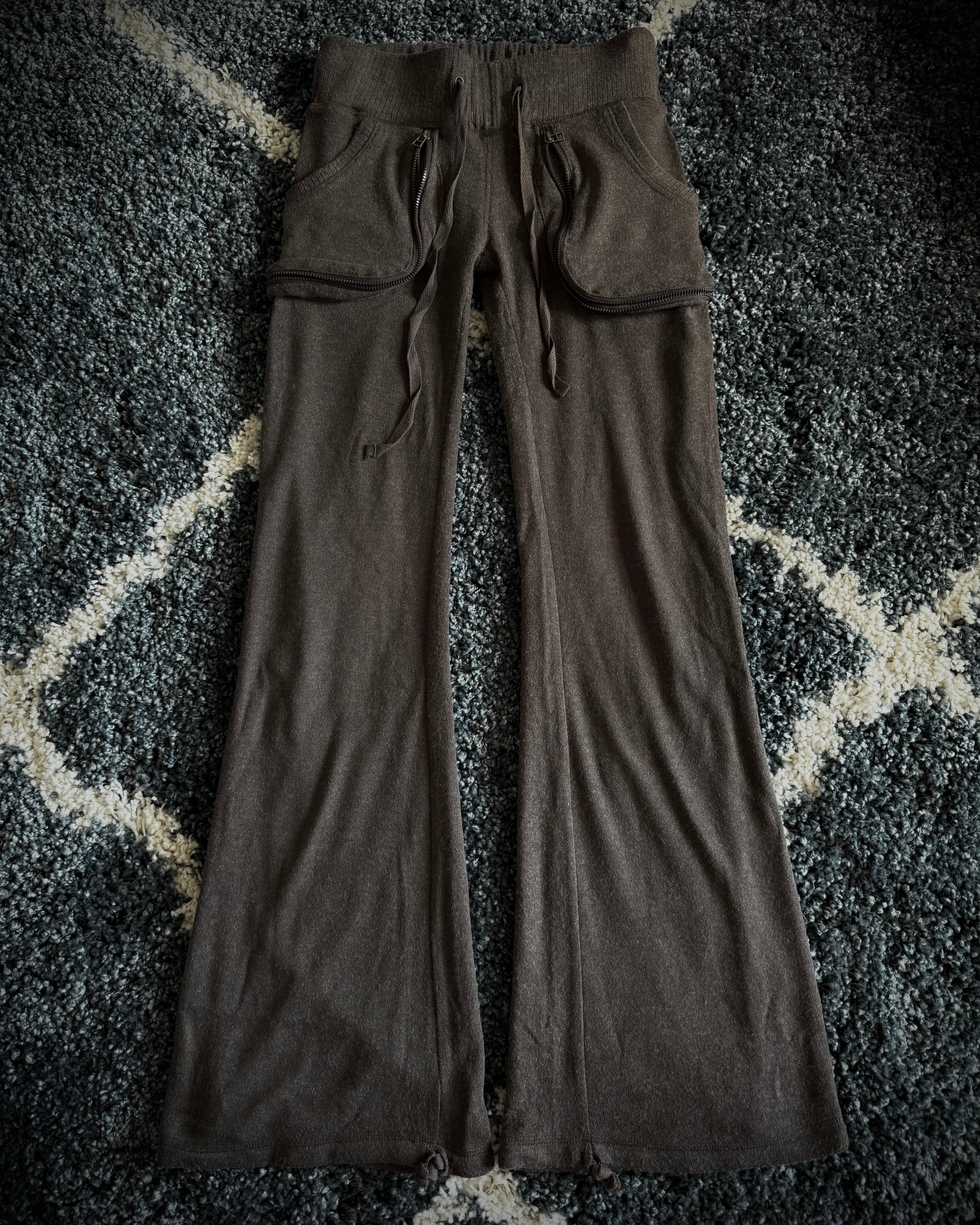 G.O.A 3D Pockets Flared Sweatpants