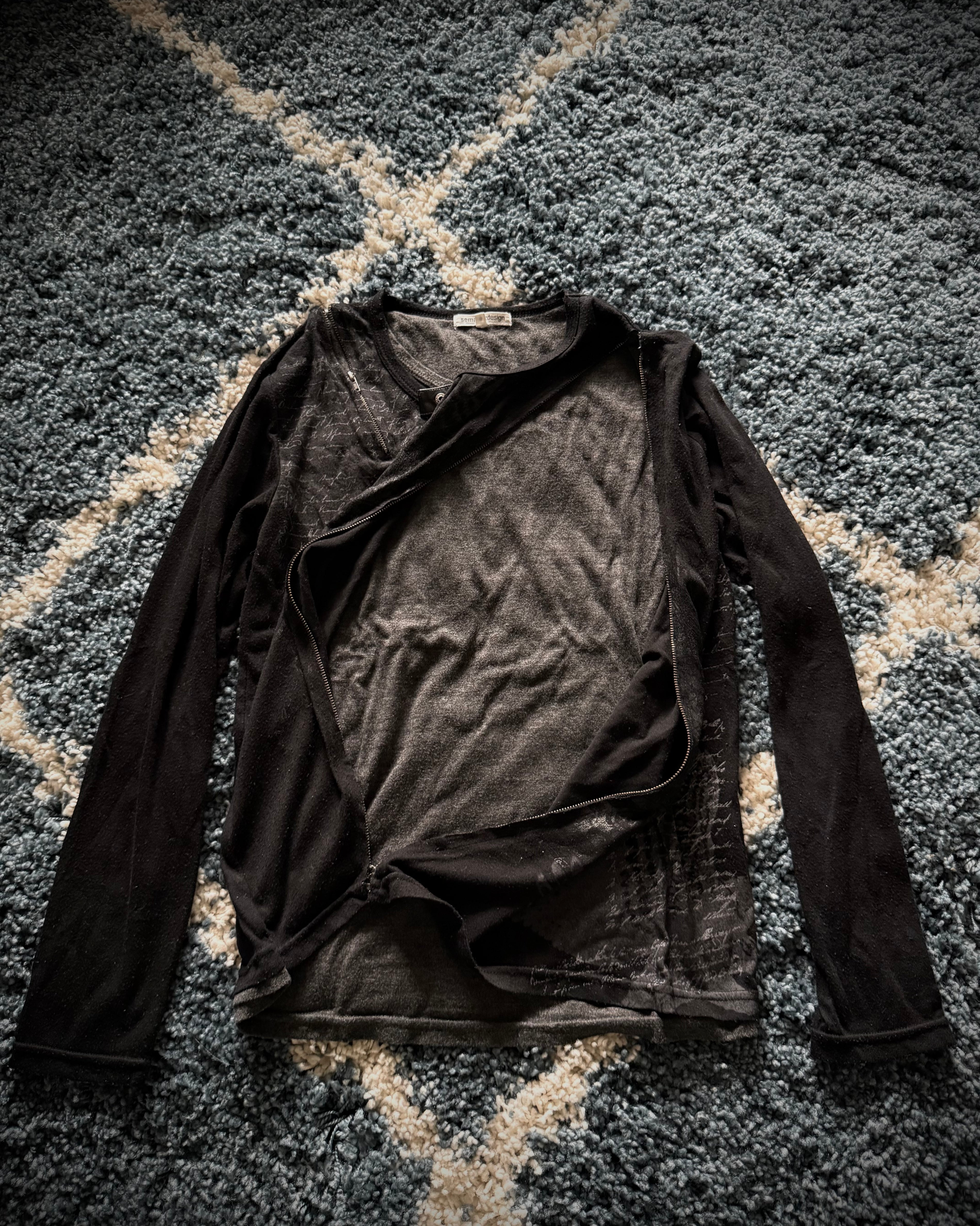 Semantic Design Asymetrical zipper poem longsleeve