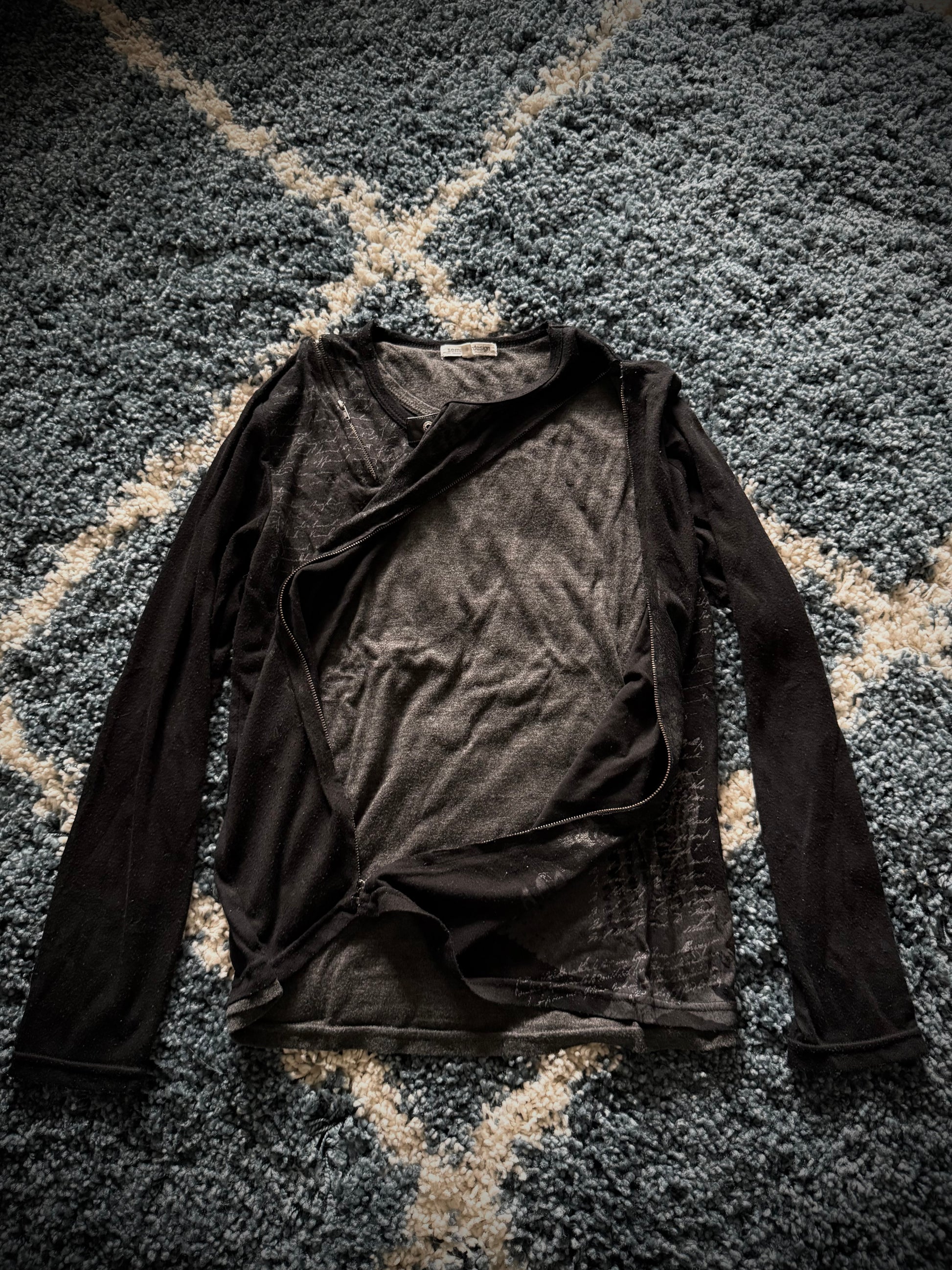 Semantic Design Asymetrical zipper poem longsleeve