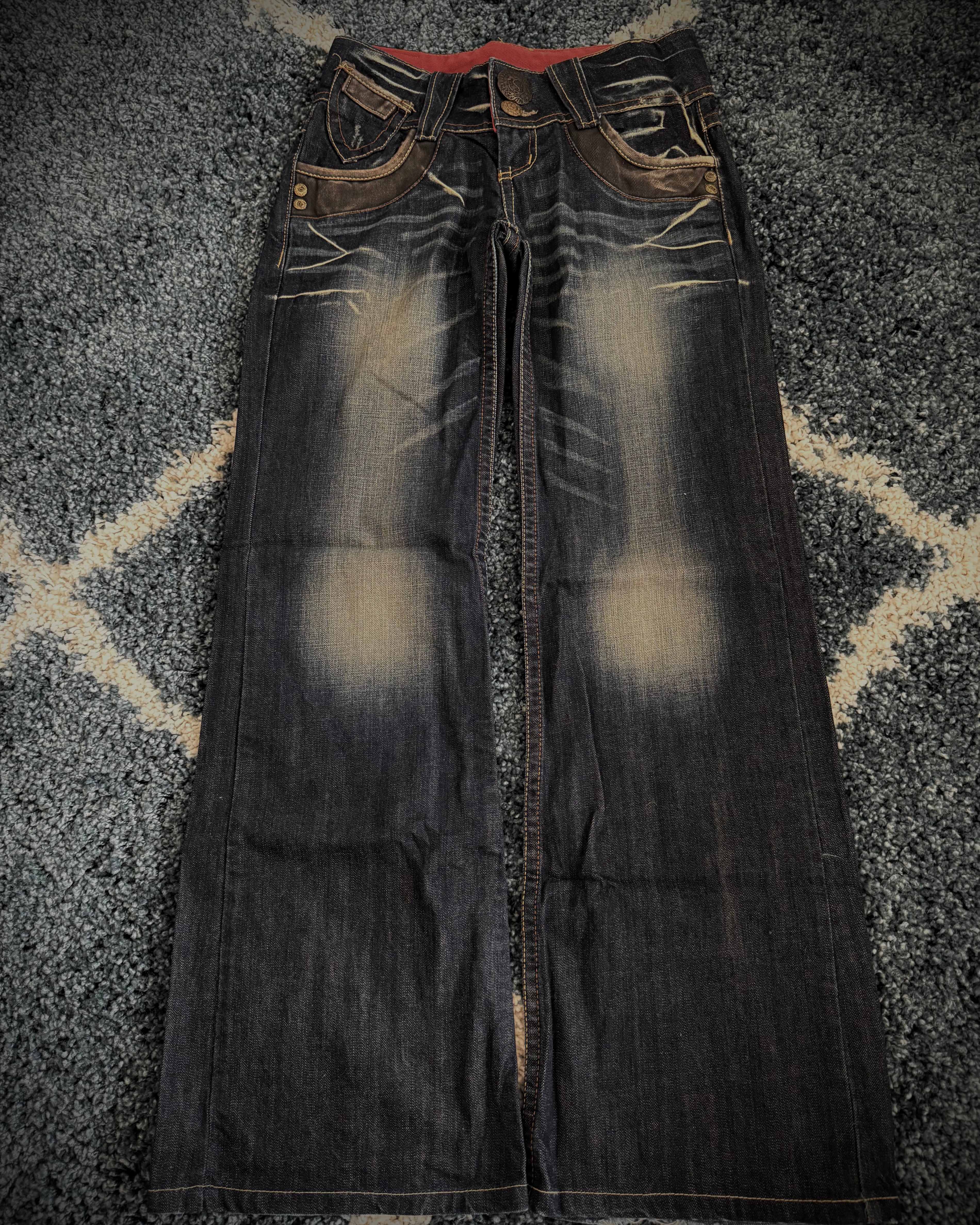 Red Pepper „Kingsman“ flared denim