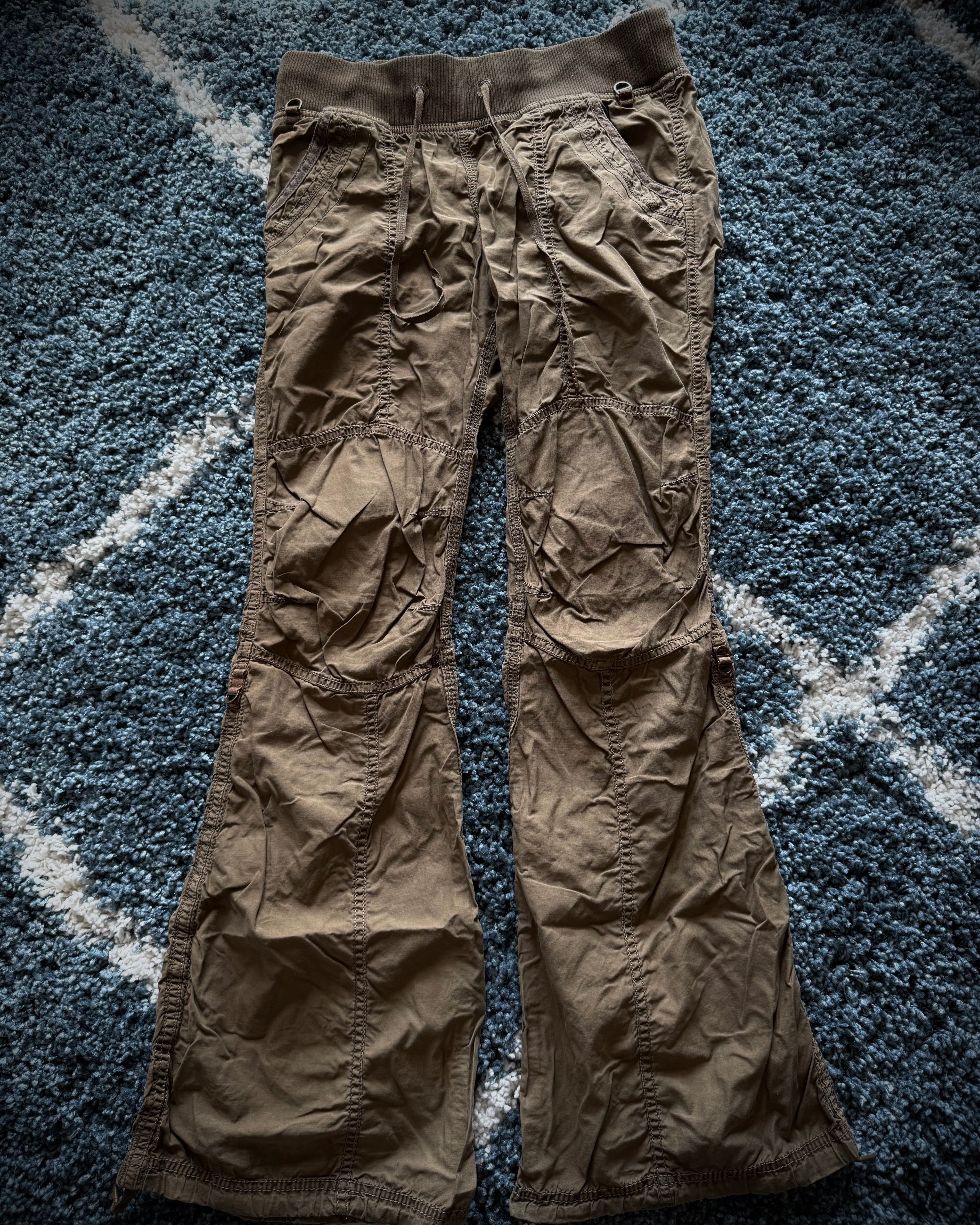 G.O.A Military flared khaki cargo pants