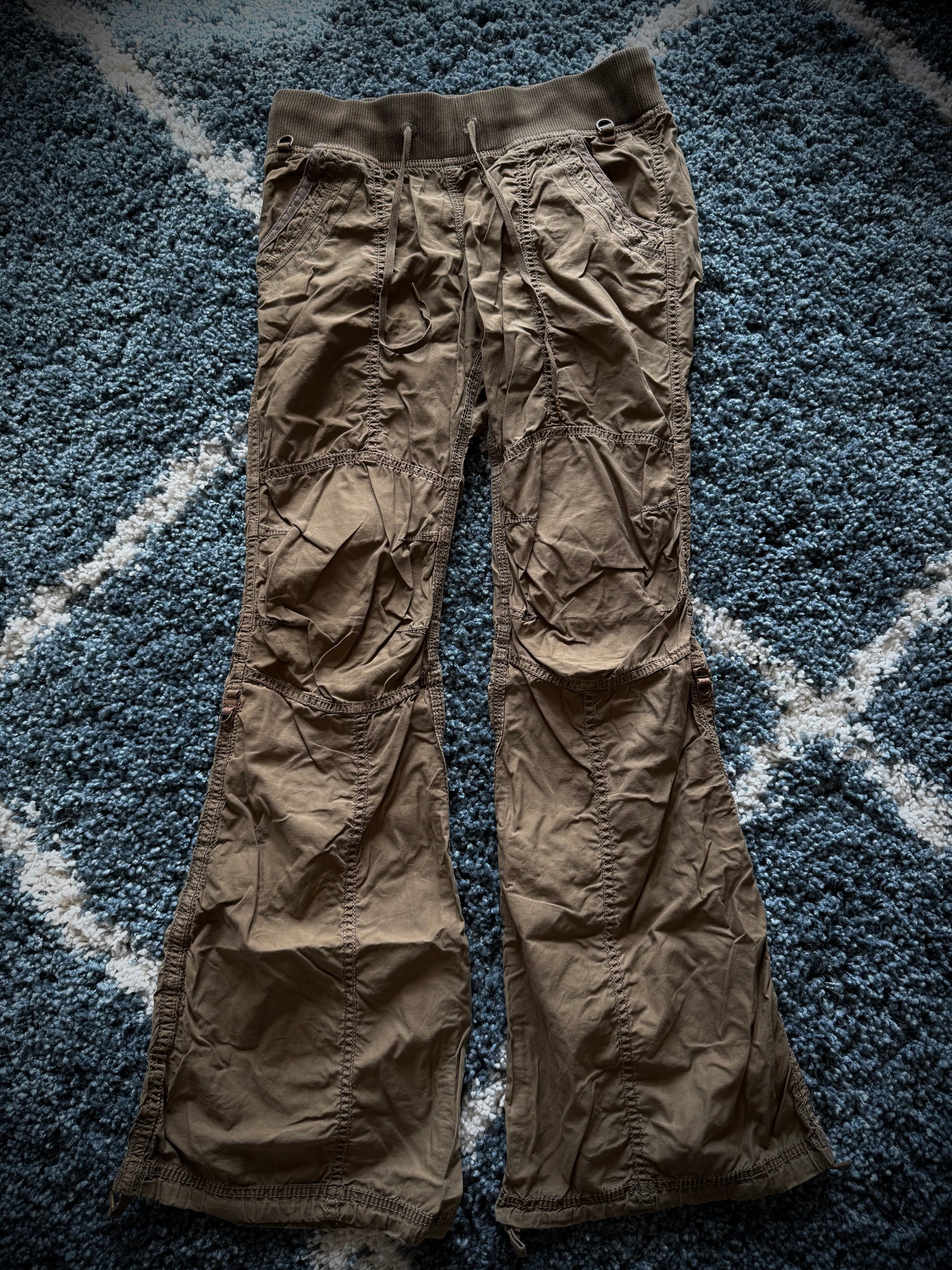 G.O.A Military flared khaki cargo pants