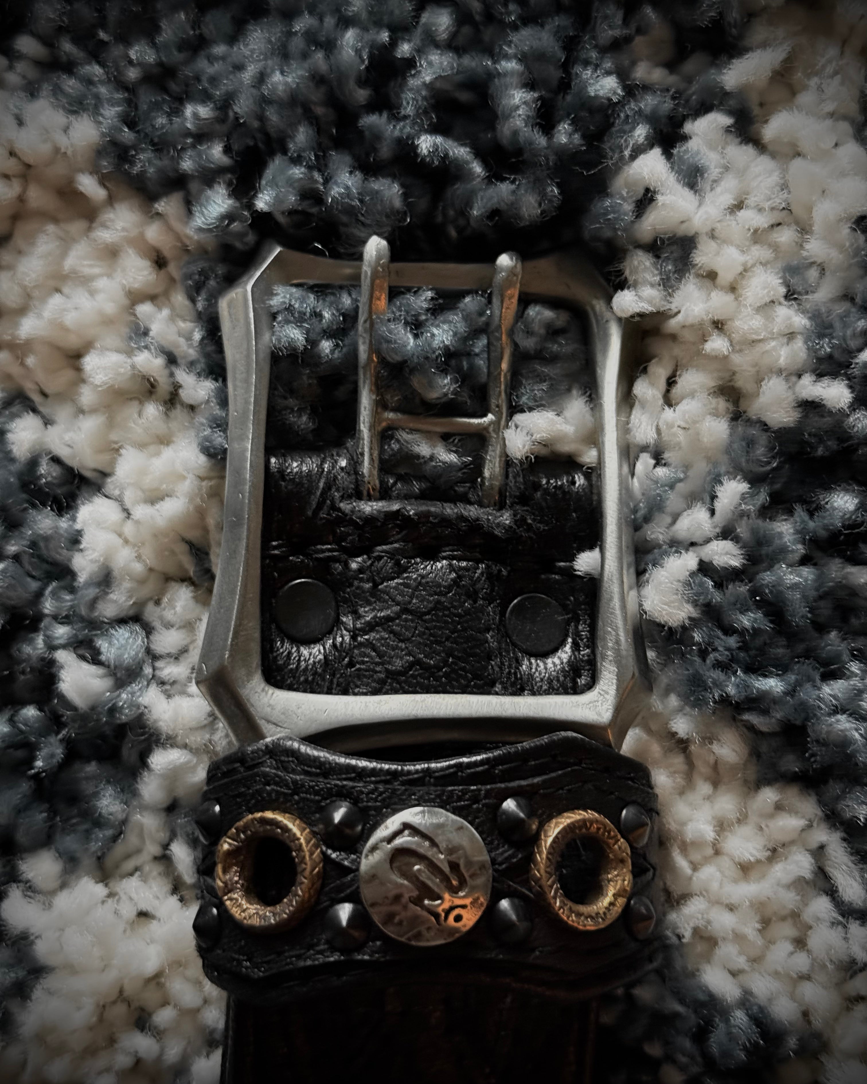 Kmrii studded belt