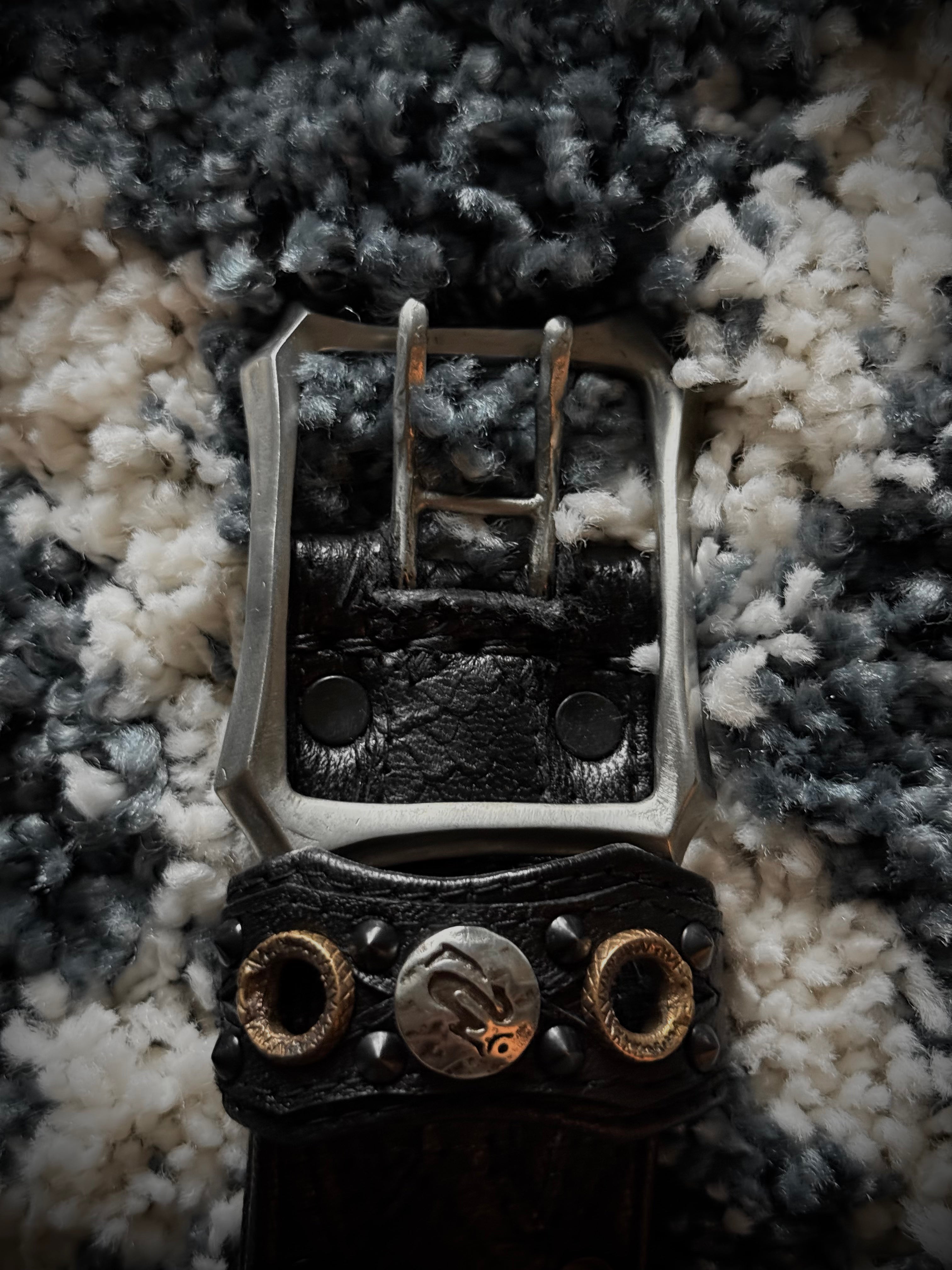 Kmrii studded belt