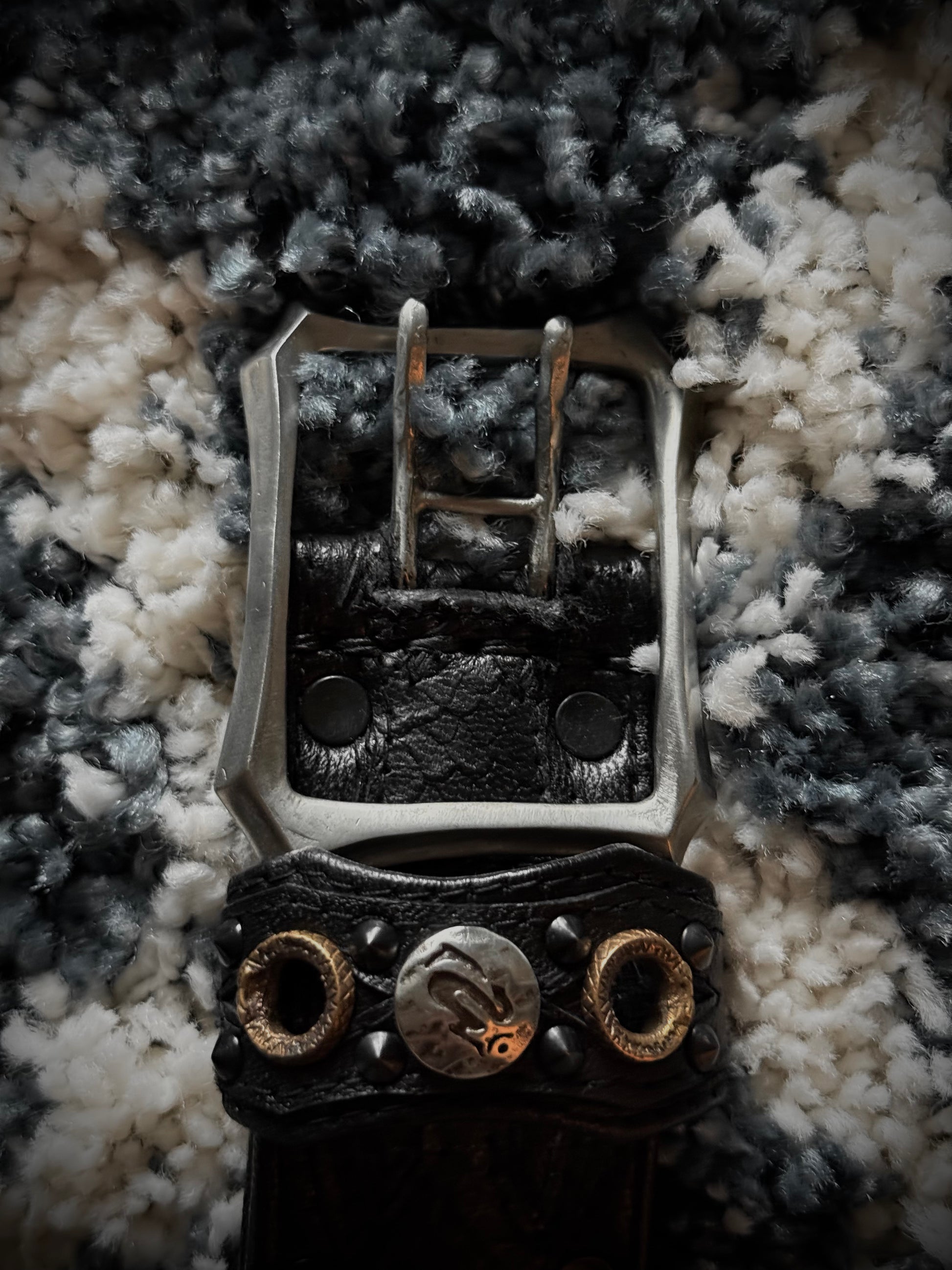 Kmrii studded belt