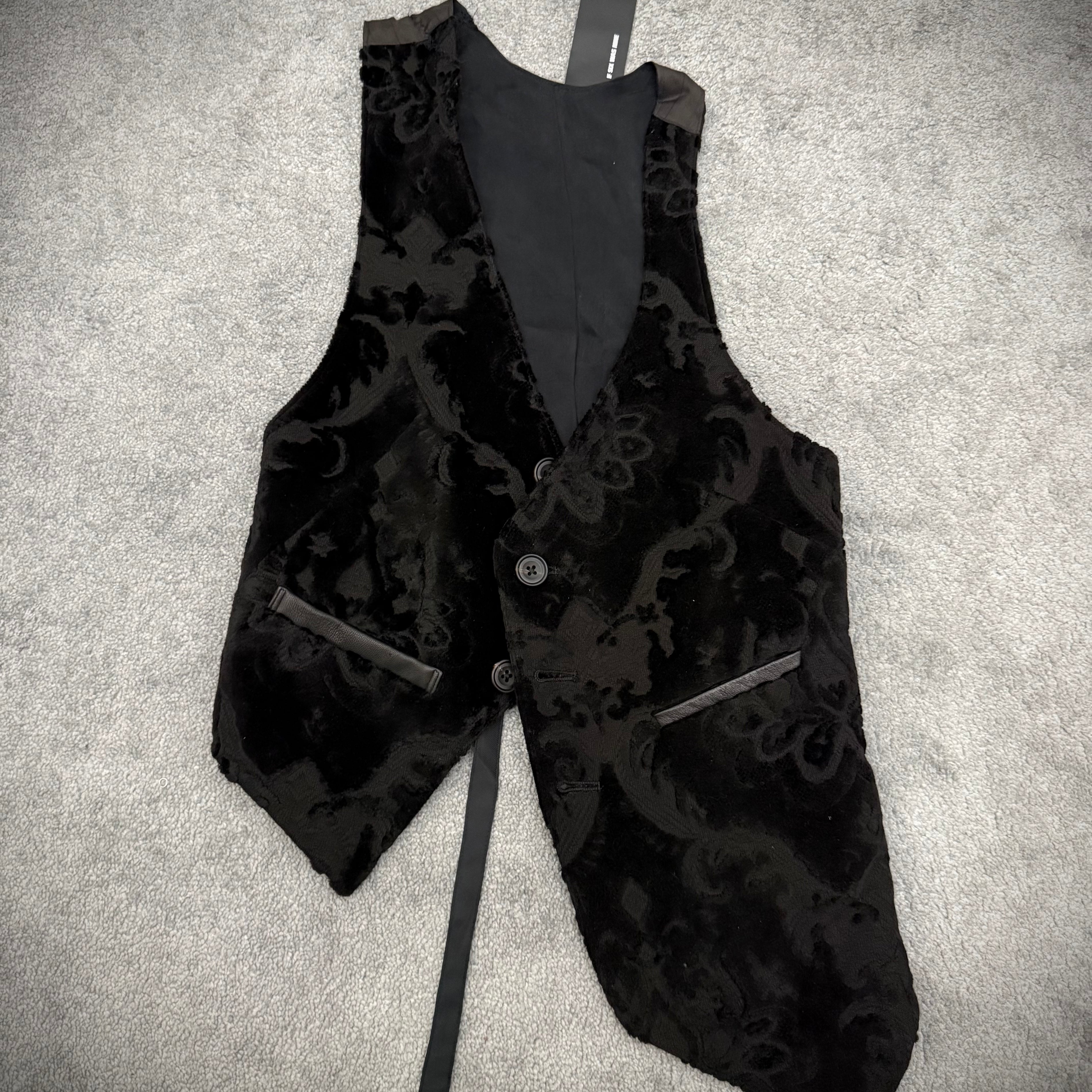 Ifsixwasnine Tribal floral vest