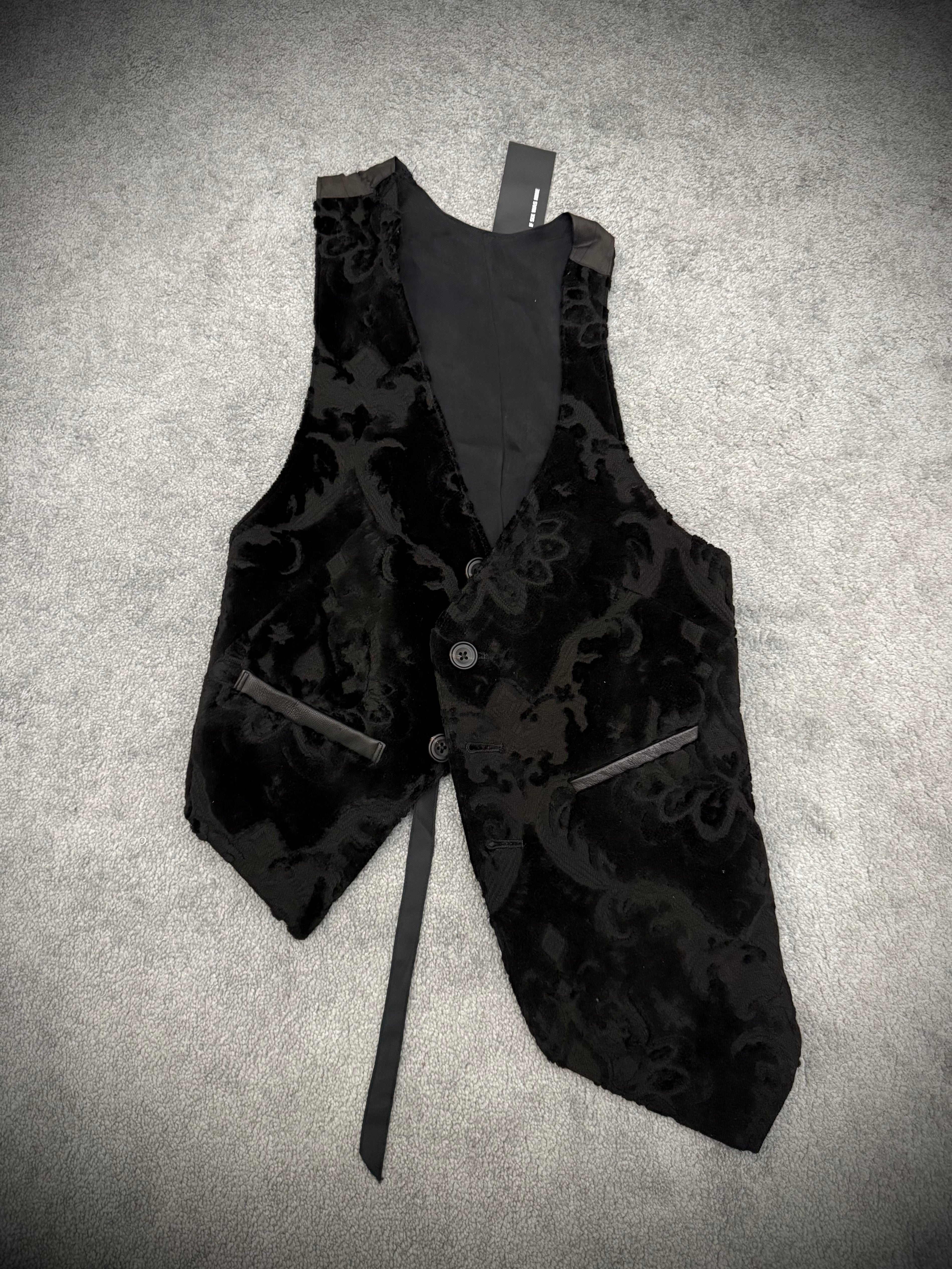 Ifsixwasnine Tribal floral vest