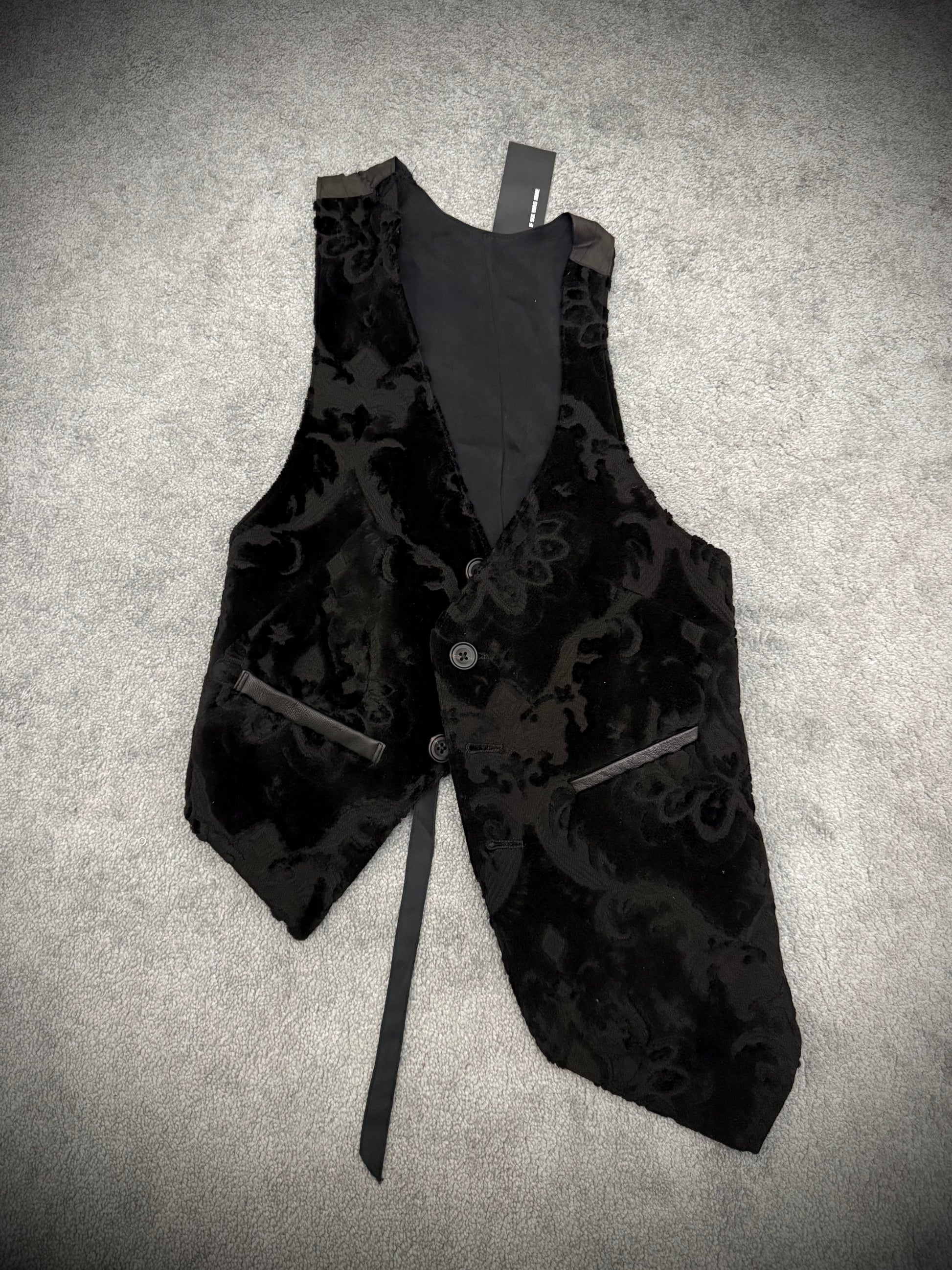Ifsixwasnine Tribal floral vest