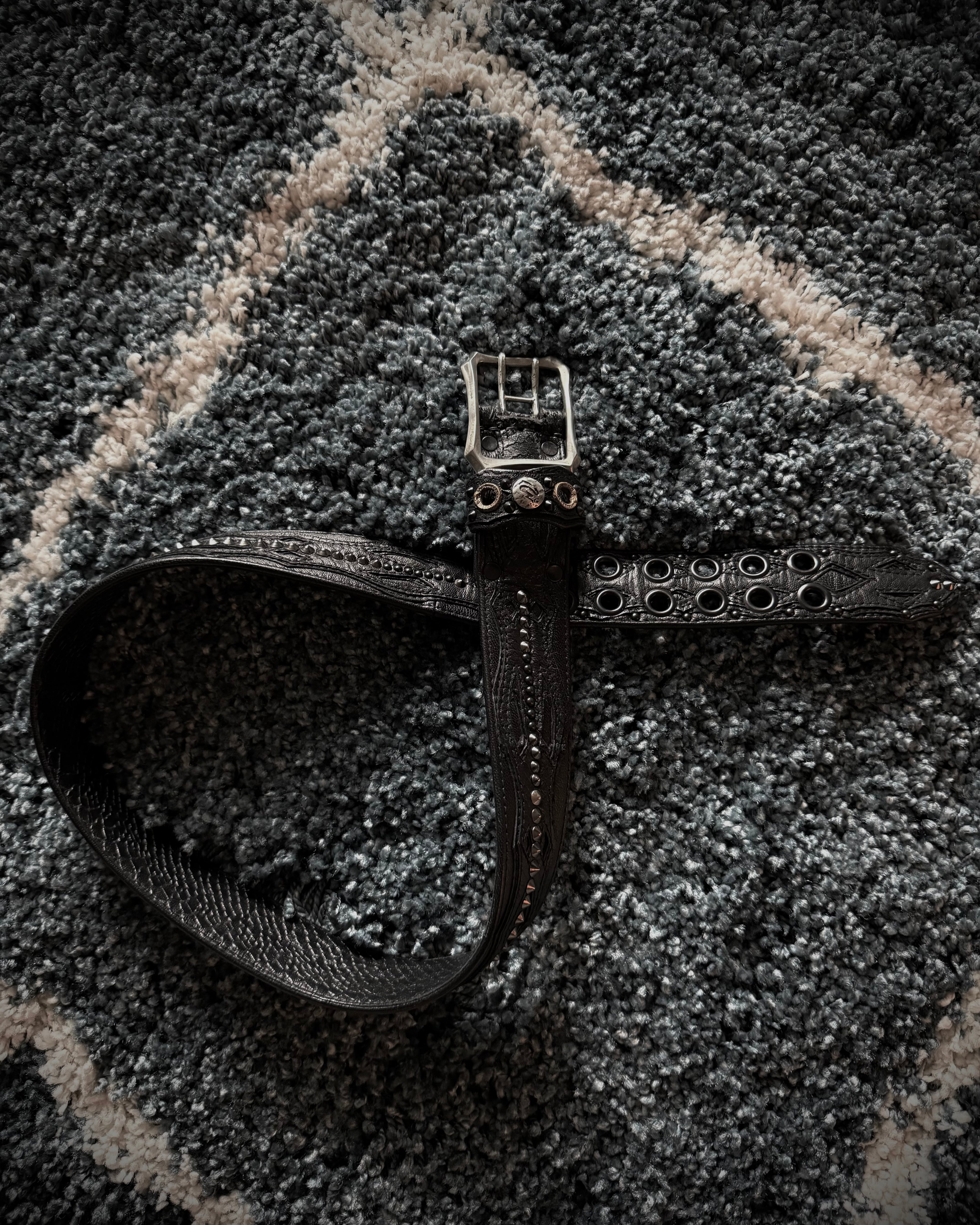 Kmrii studded belt