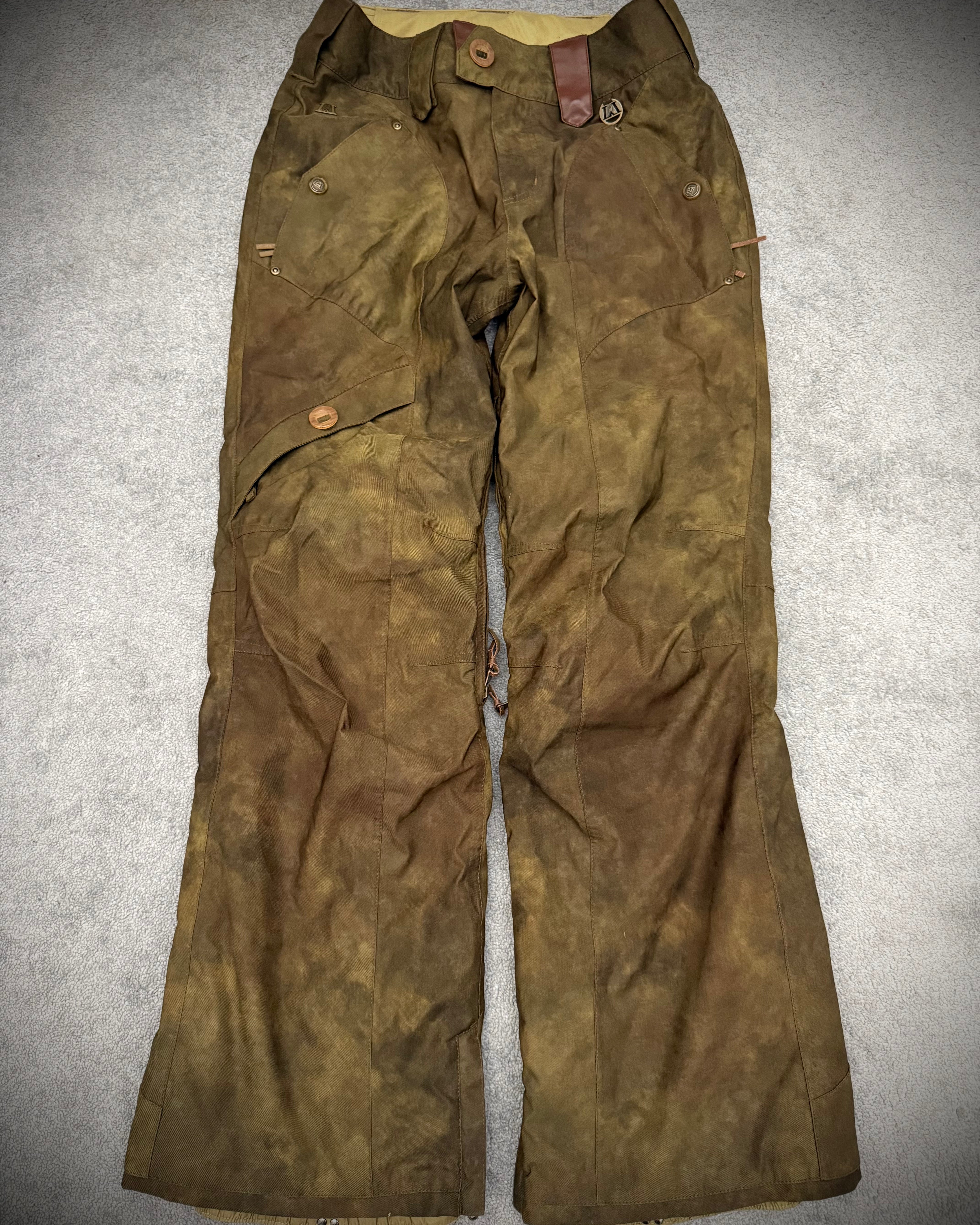 LL Rustic Flared Cargo ski pants