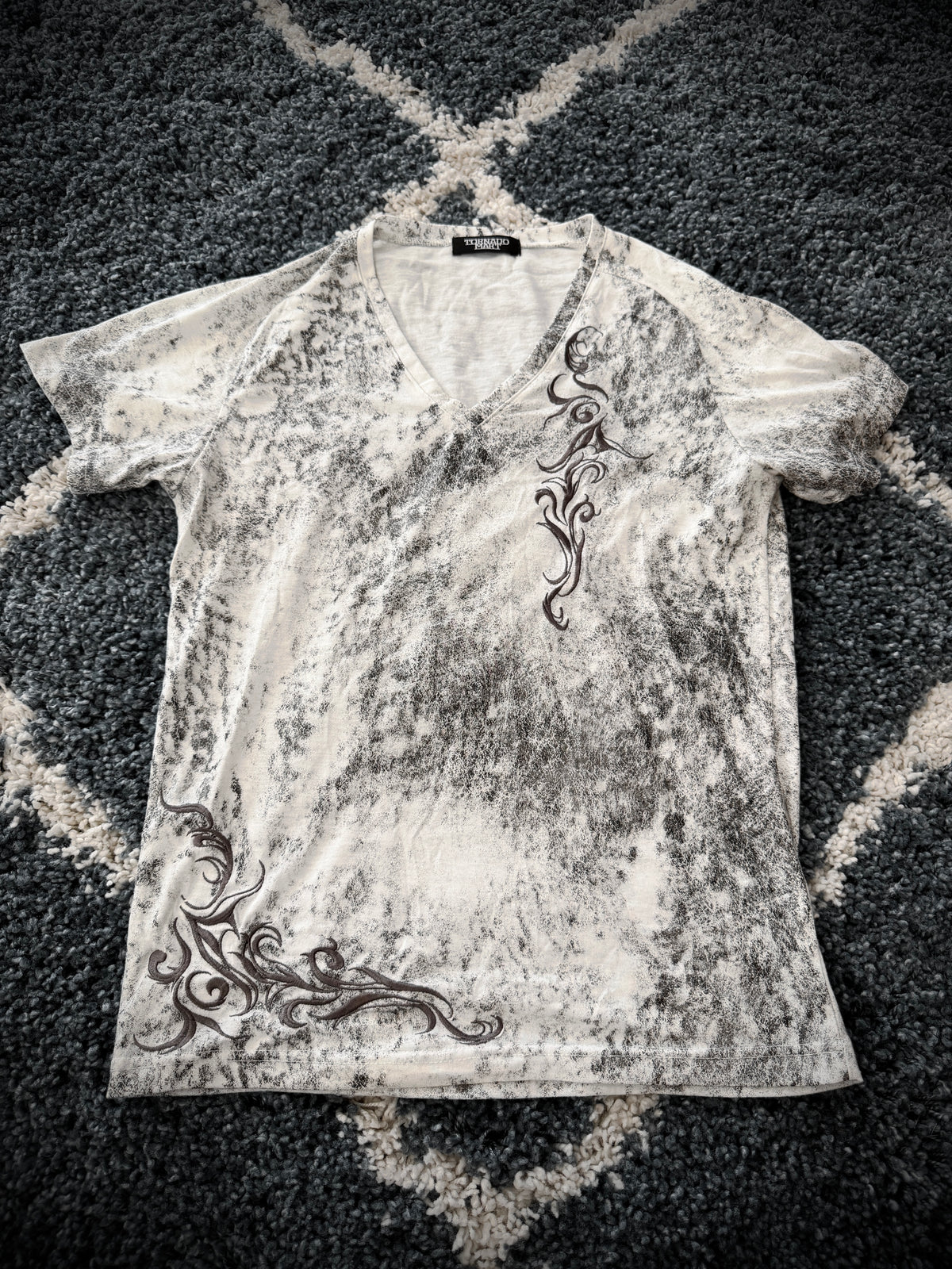 Tornado Mart Shiny Tribal Embroidery Shirt