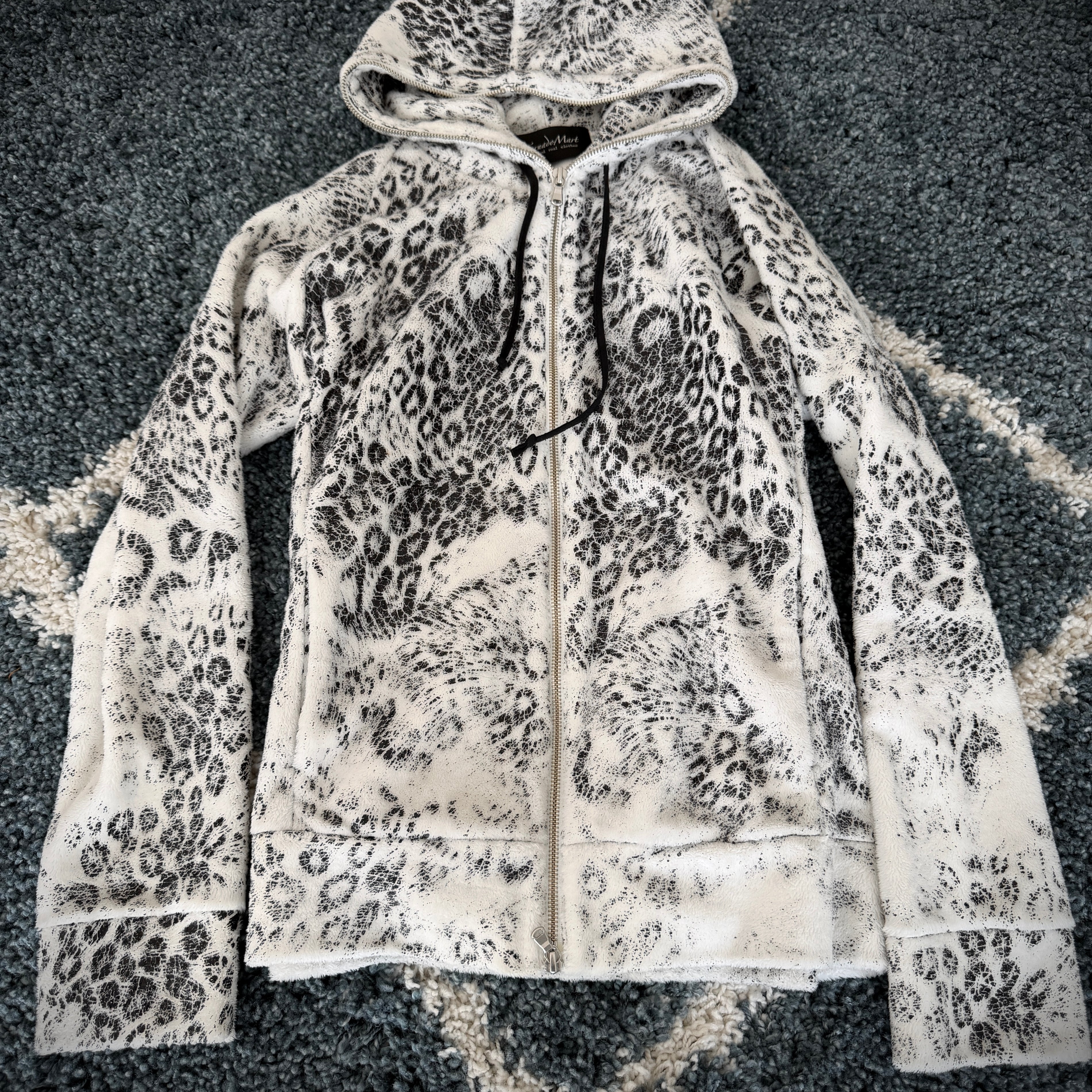 Tornado Mart Micro Fur Leopard full zip jacket