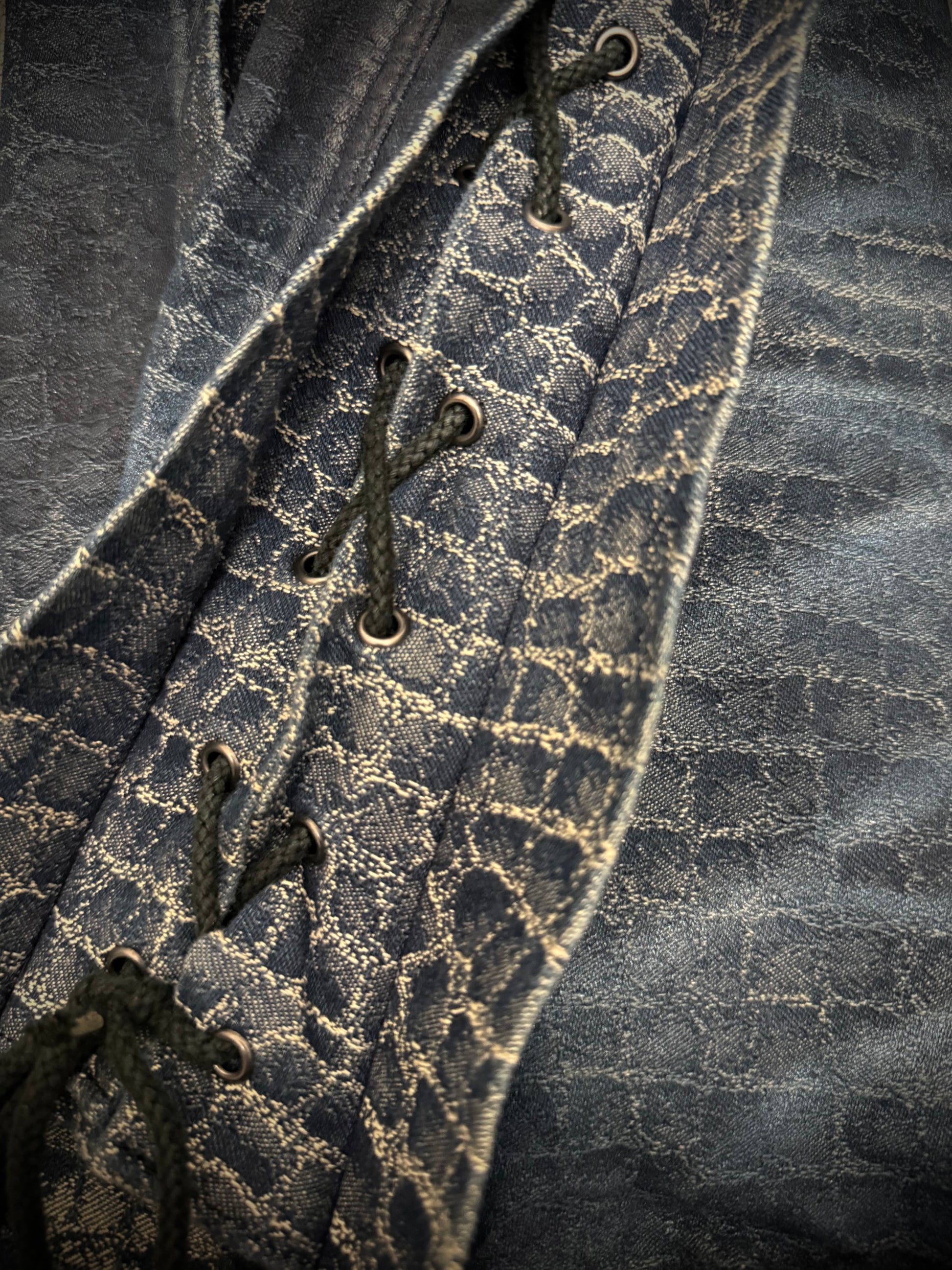 Tornado Mart 00‘s Crocodile flared pants