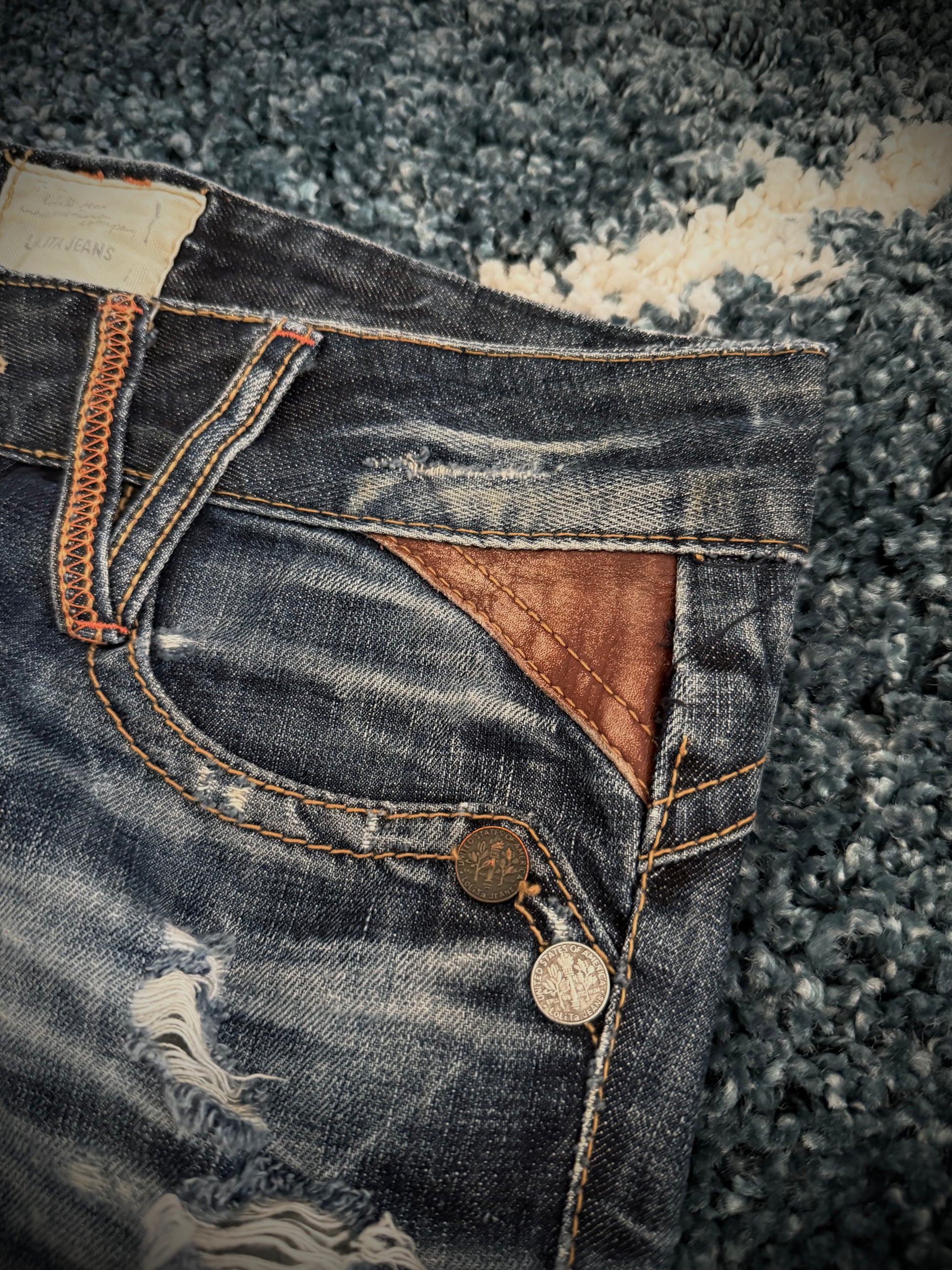 Lolita clawmark flared denim