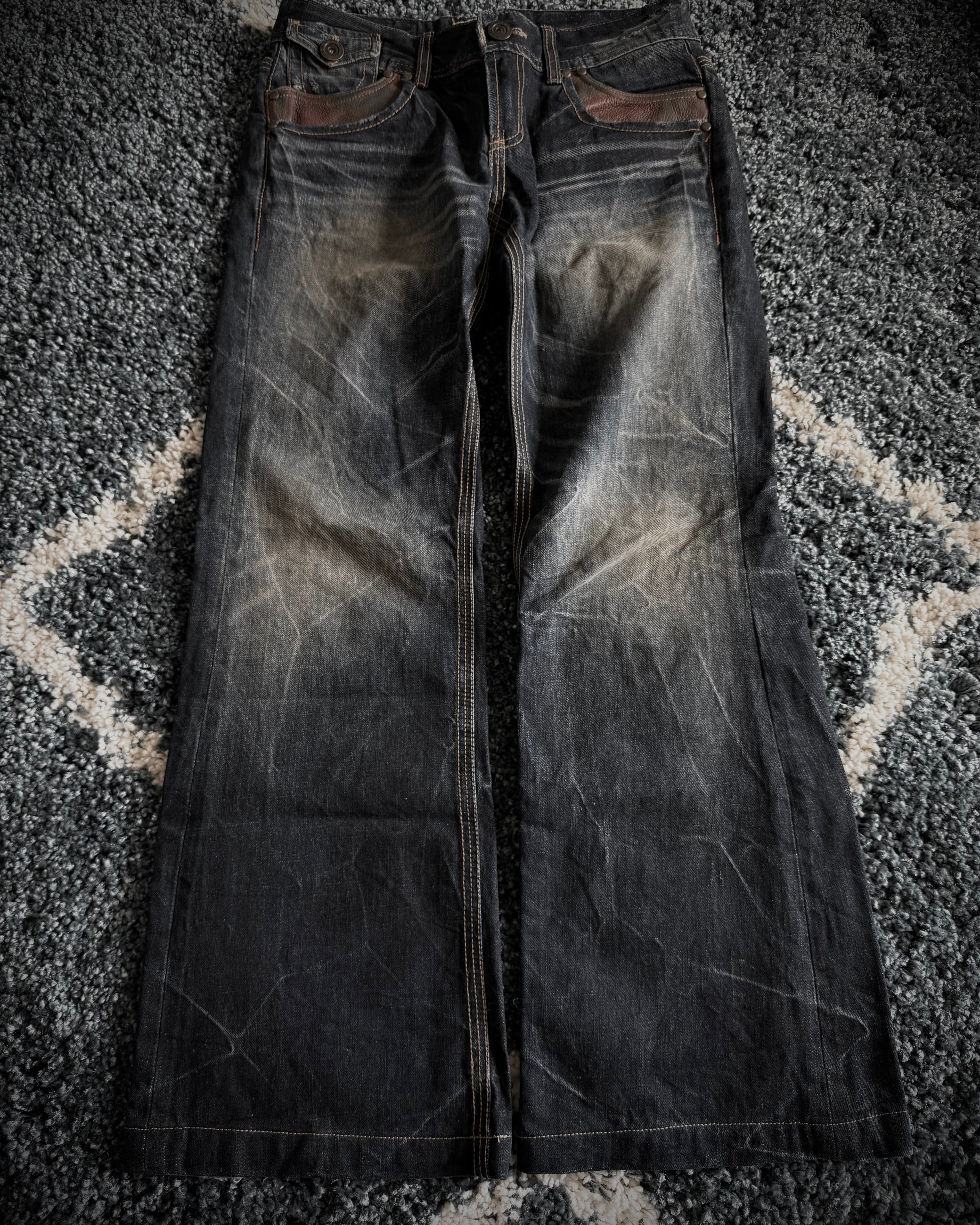 Lolita Leather details flared denim