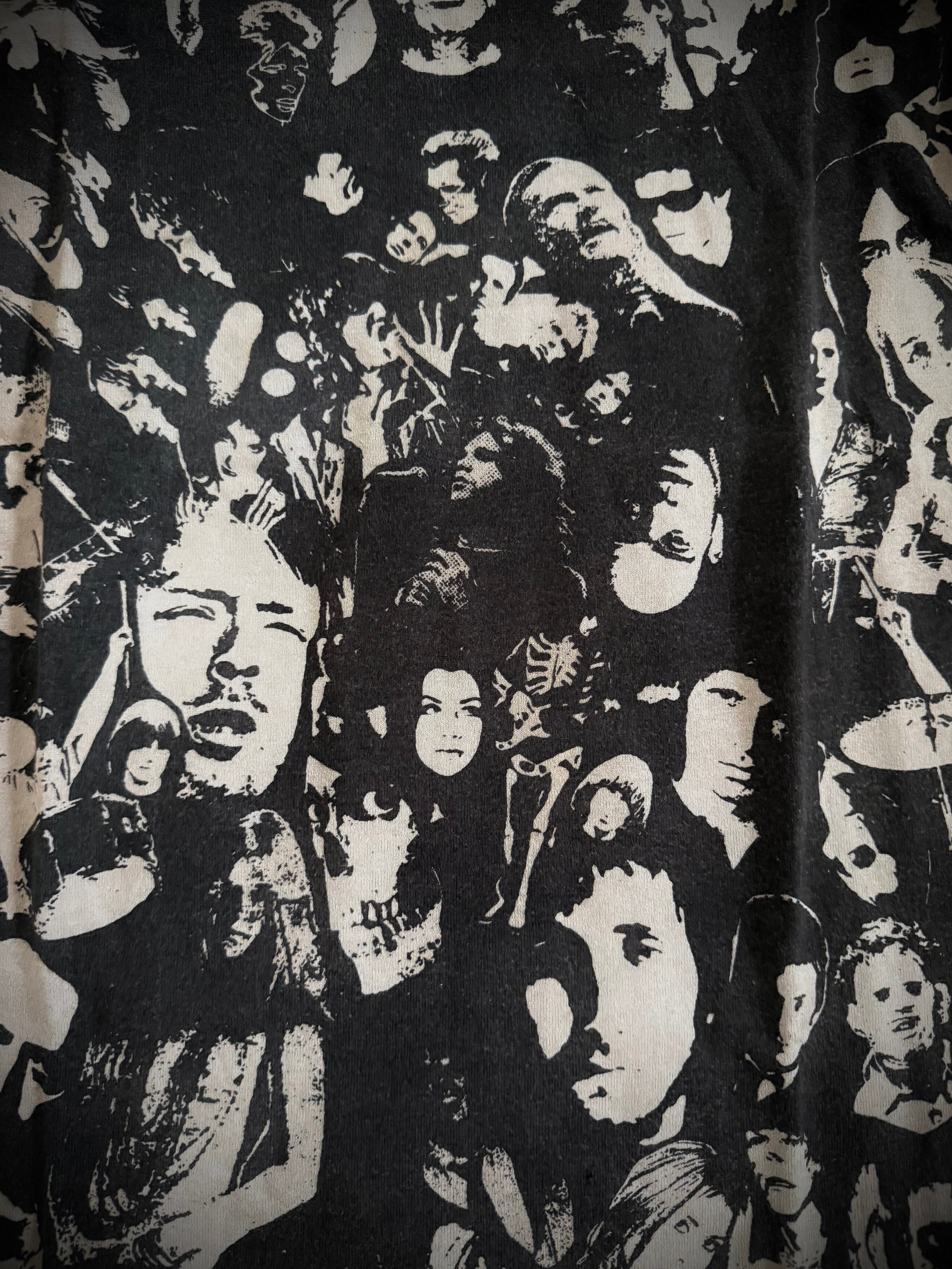 Schlussel Mixed emotions Longsleeve
