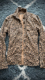 Roar Leopard Gun button Longsleeve