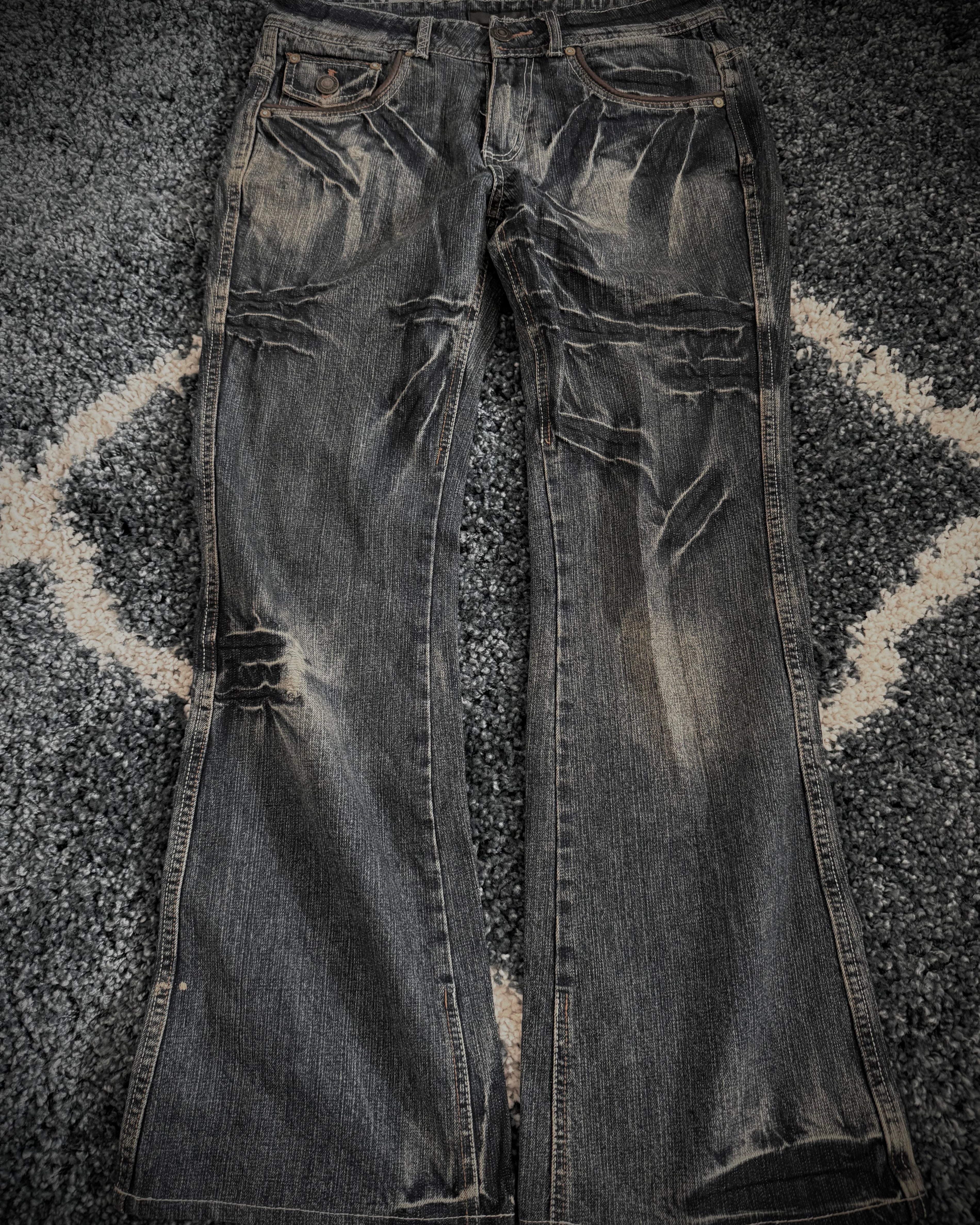 Indecent phantom leather details flared denim