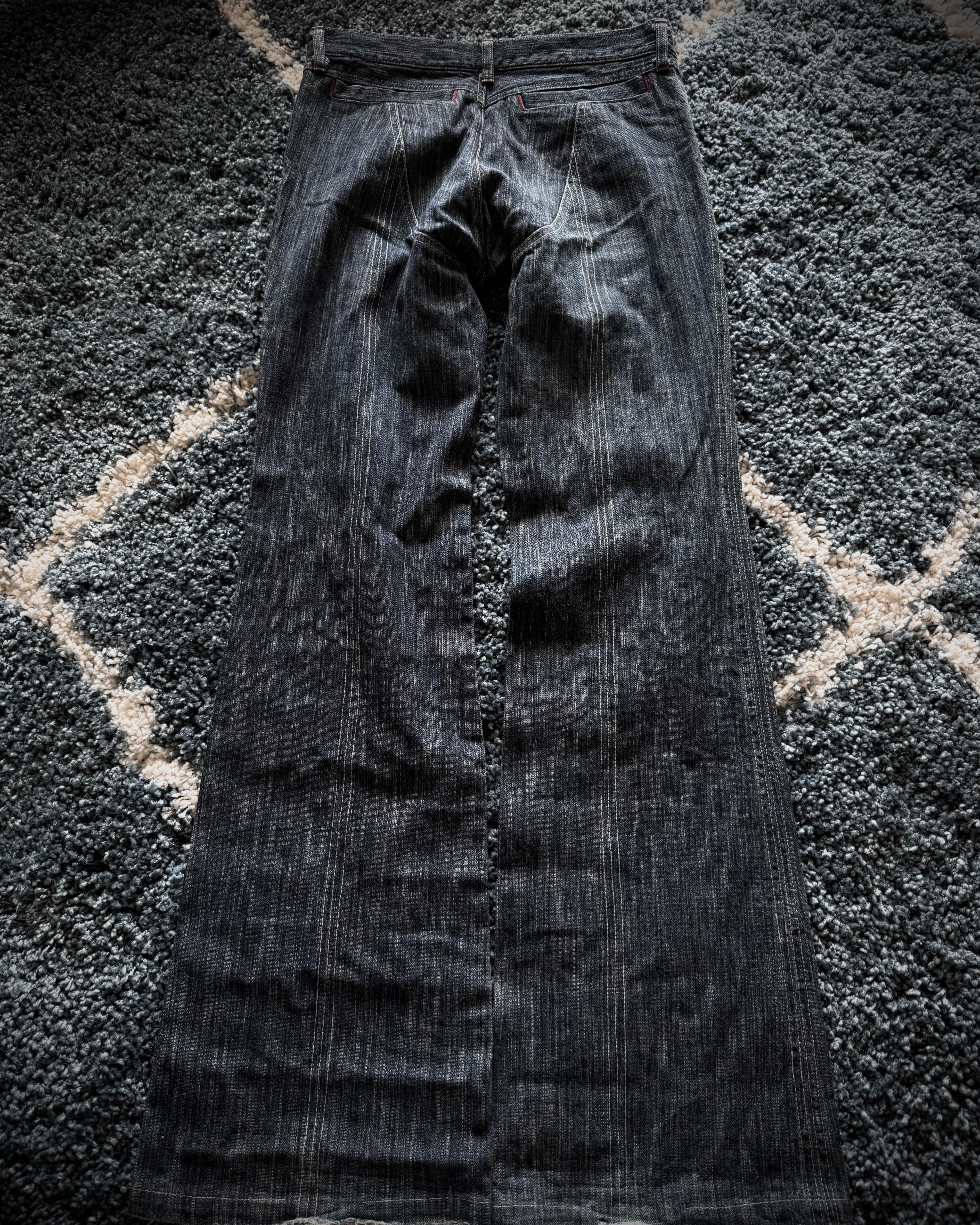 Tornado Mart hecarim flared denim