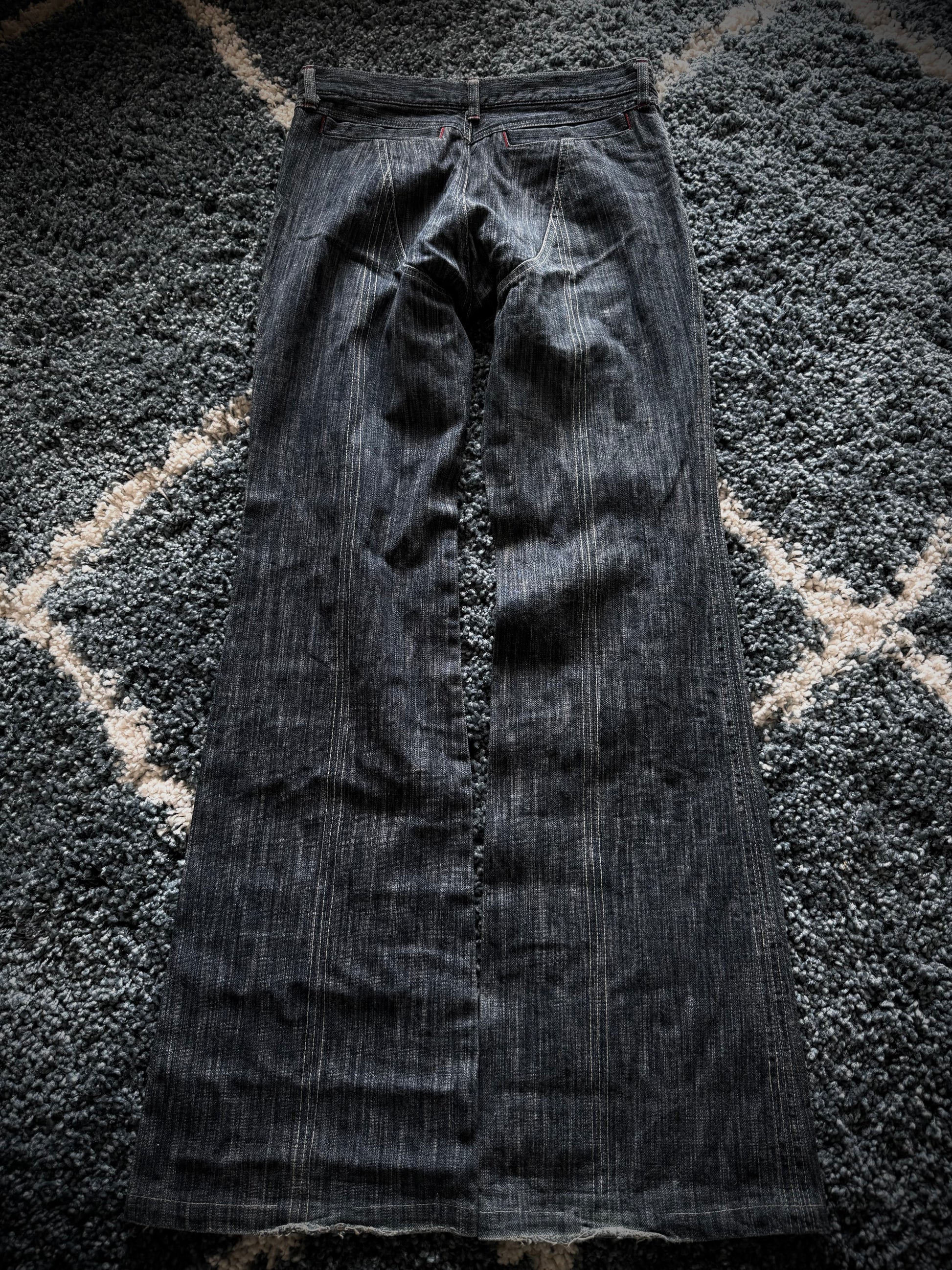 Tornado Mart hecarim flared denim