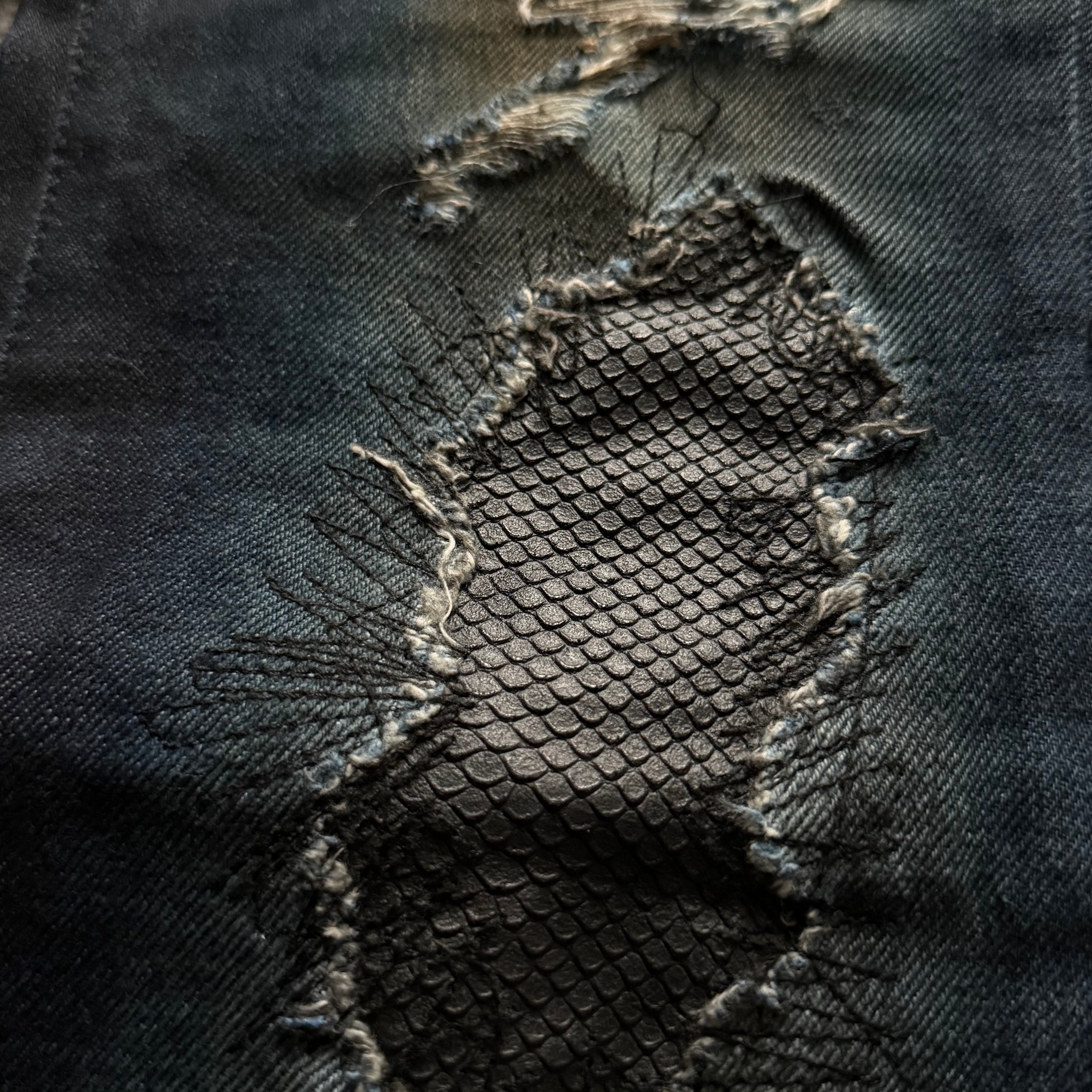 FUGA crazy snakeskin crashed denim