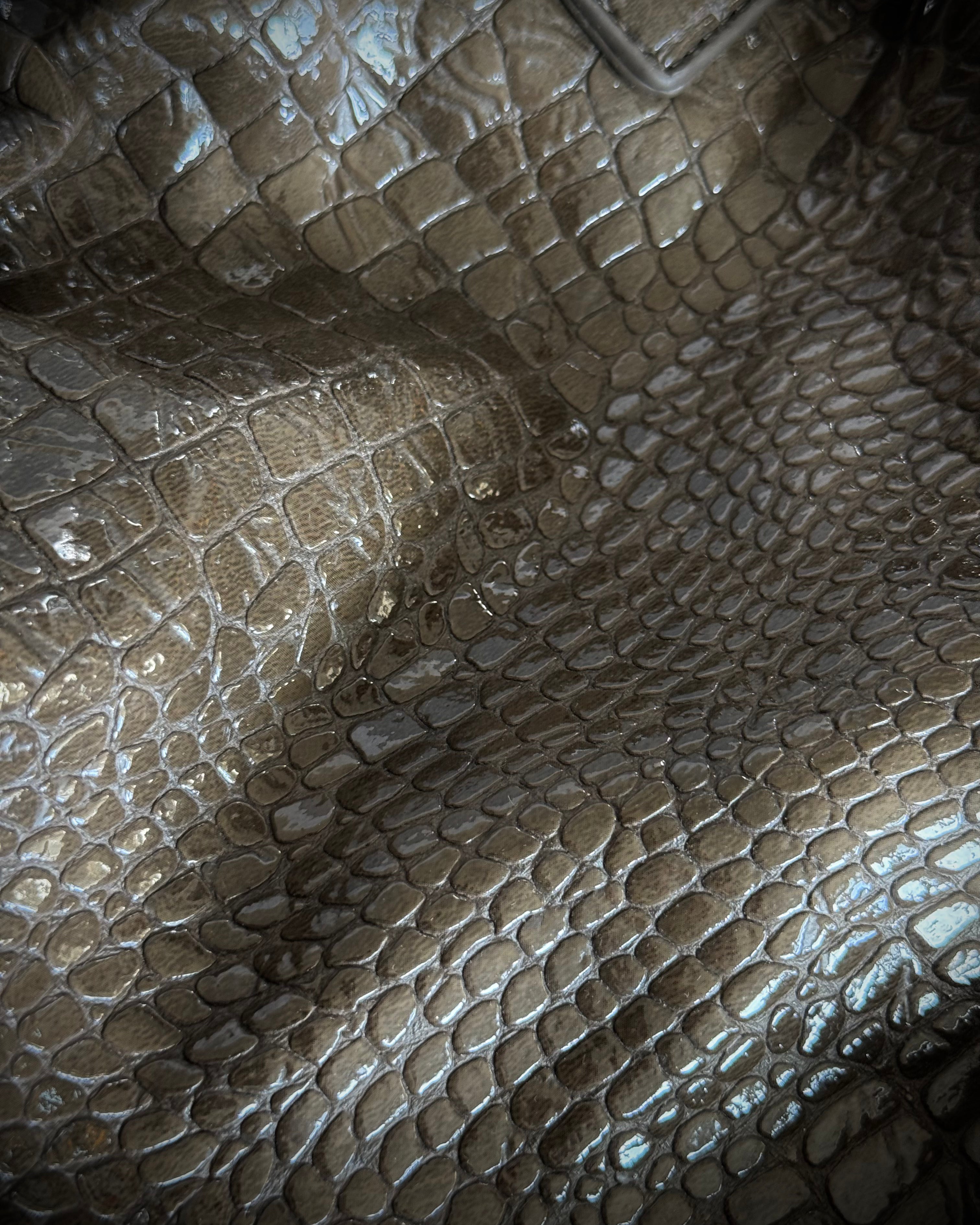 Crocodile shoulder bag