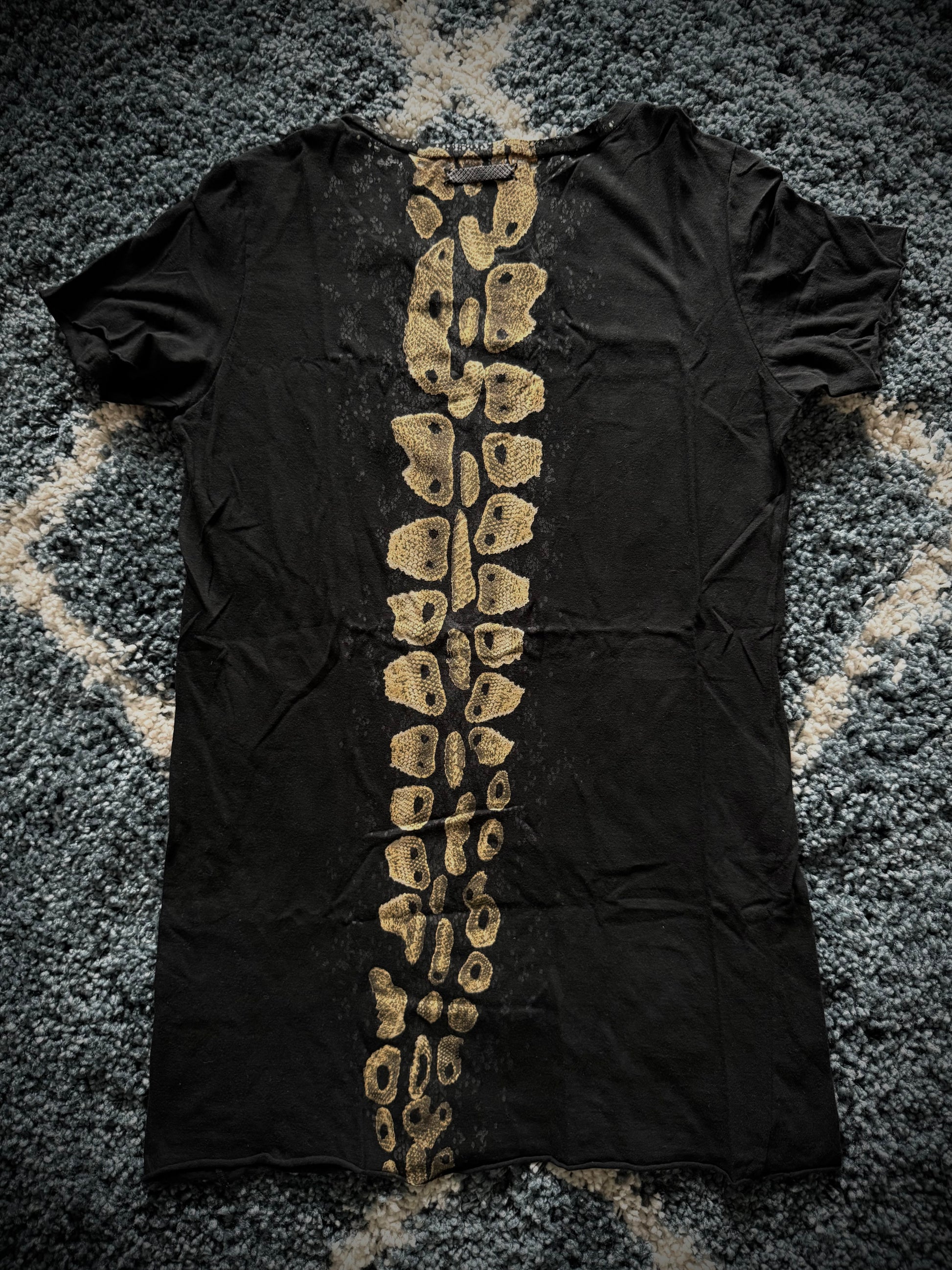 Ifsixwasnine python spine shirt