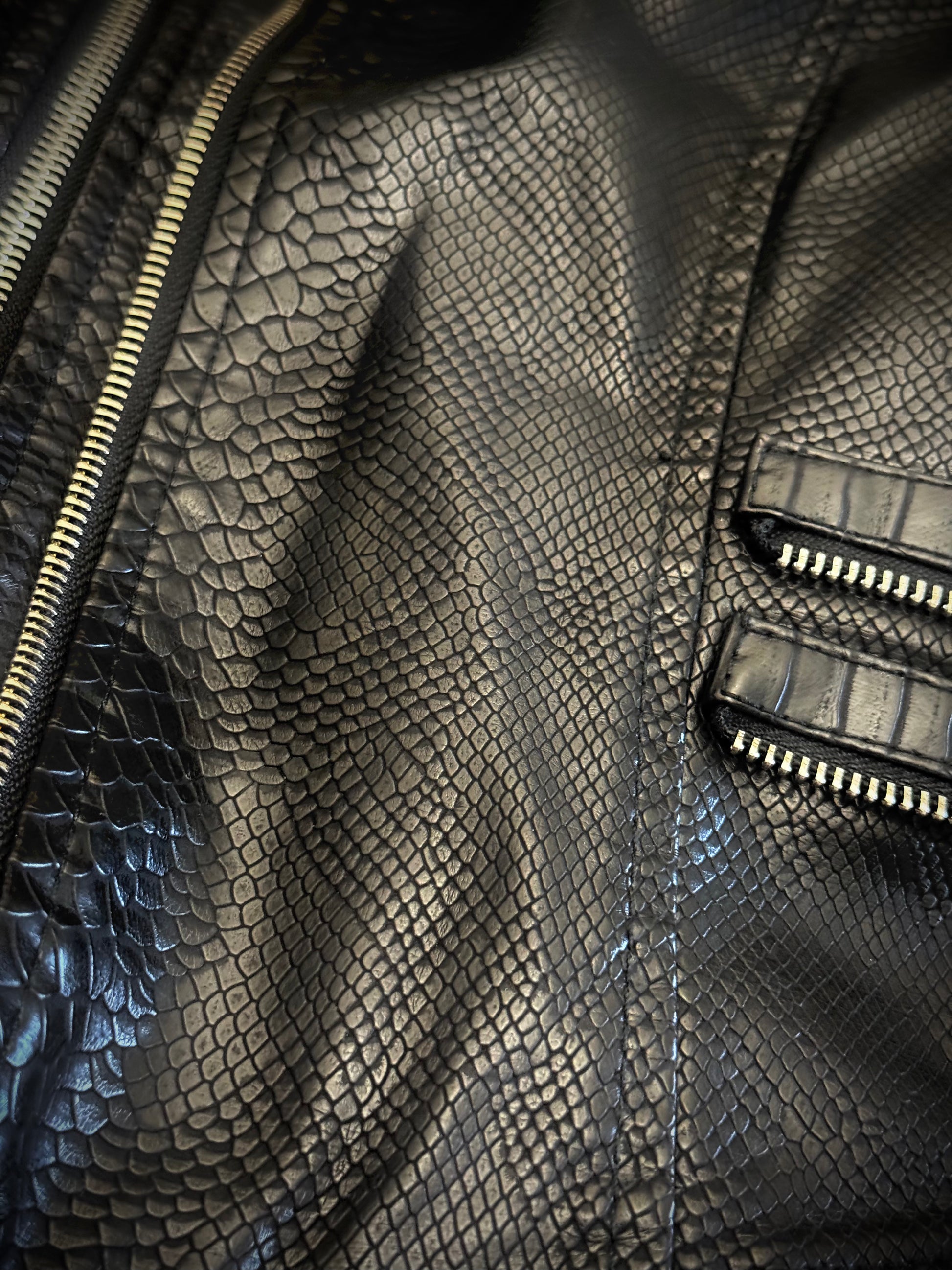 Glorious full snakeskin reptile attachment jacket