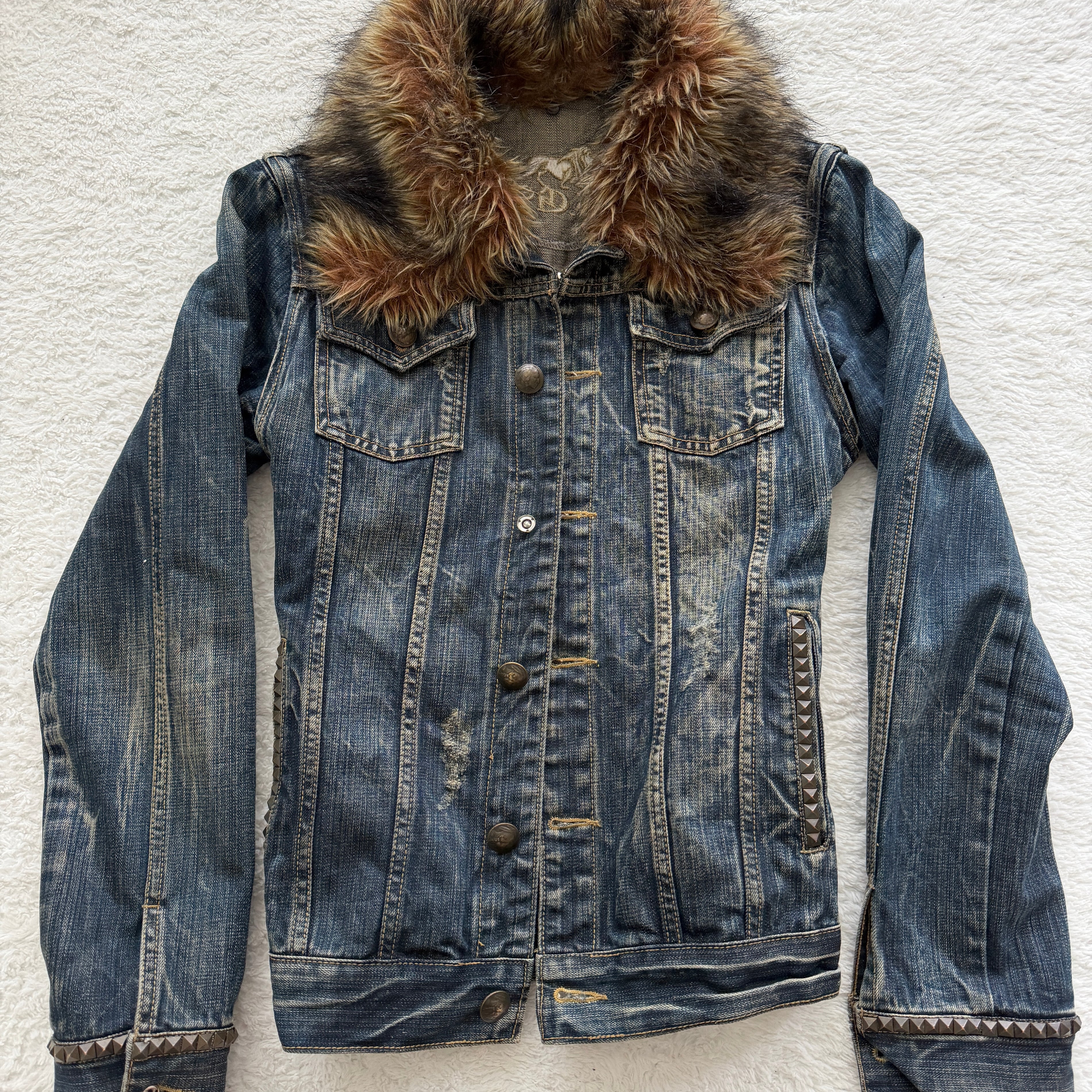 Lagust Studded Muddy Fur Denim Jacket