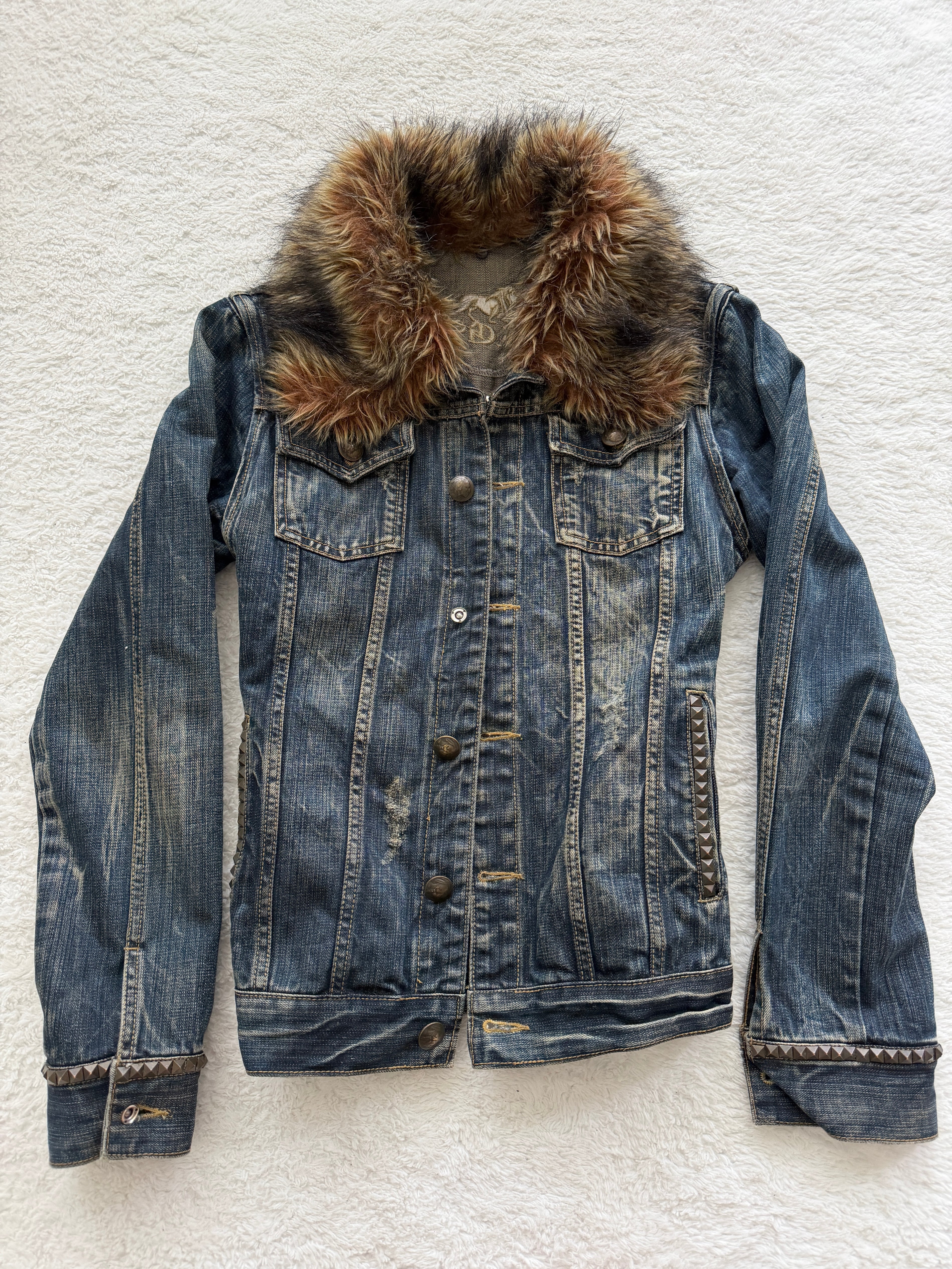 Lagust Studded Muddy Fur Denim Jacket
