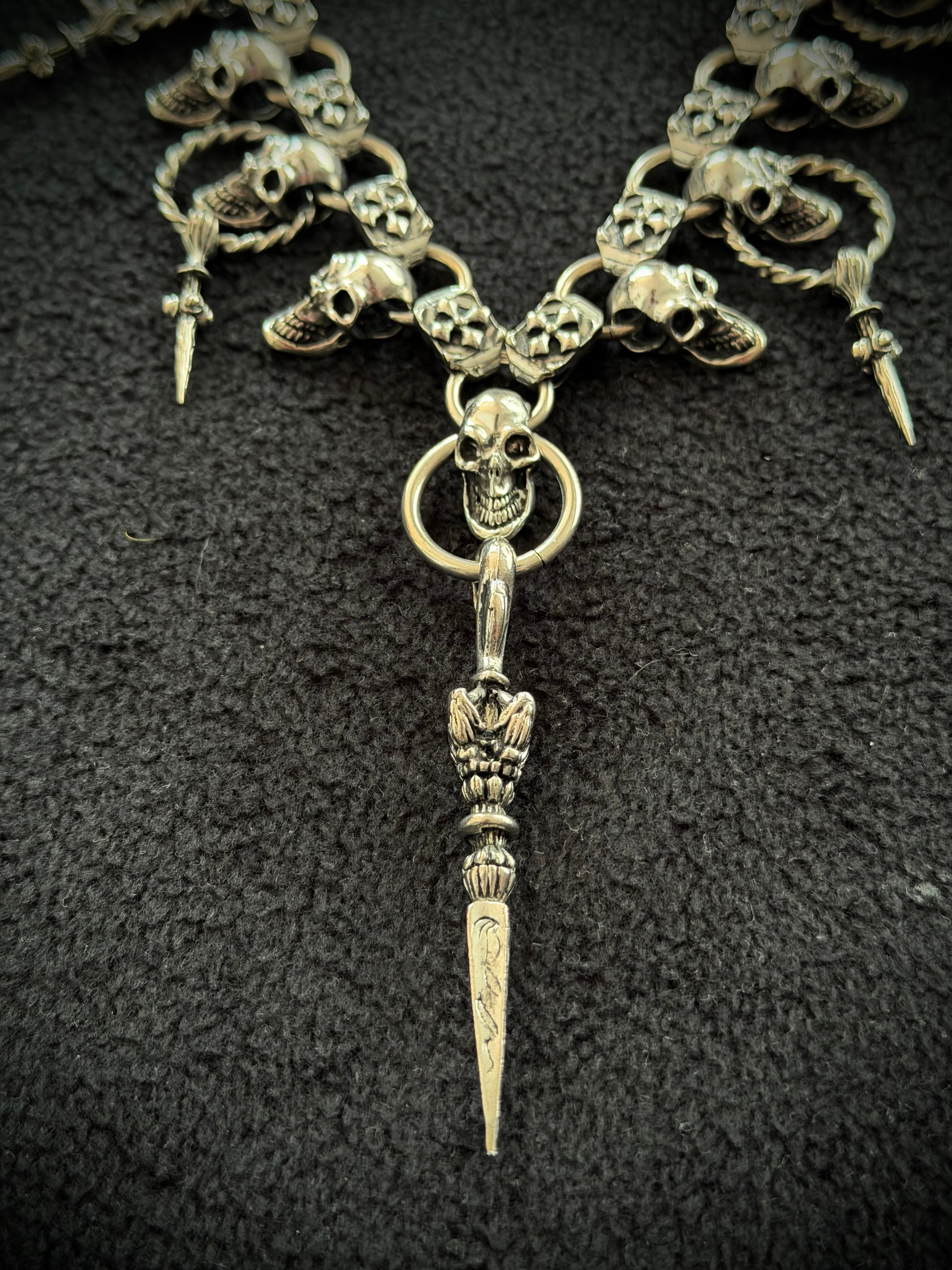 Xfrm 00‘s Skull Cross Pendant necklace