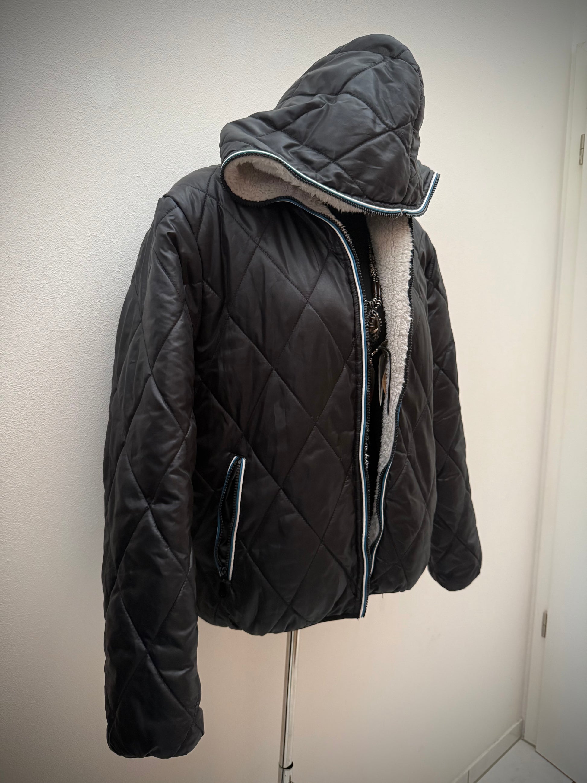 Thruxton full zip full fur interior jacket
