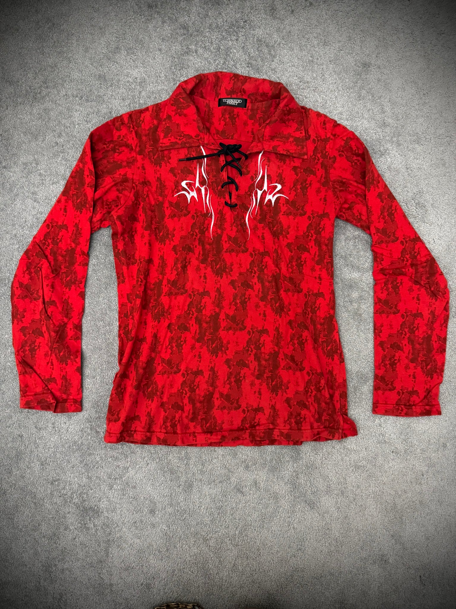 Tornado Mart laced up tribal lava Longsleeve