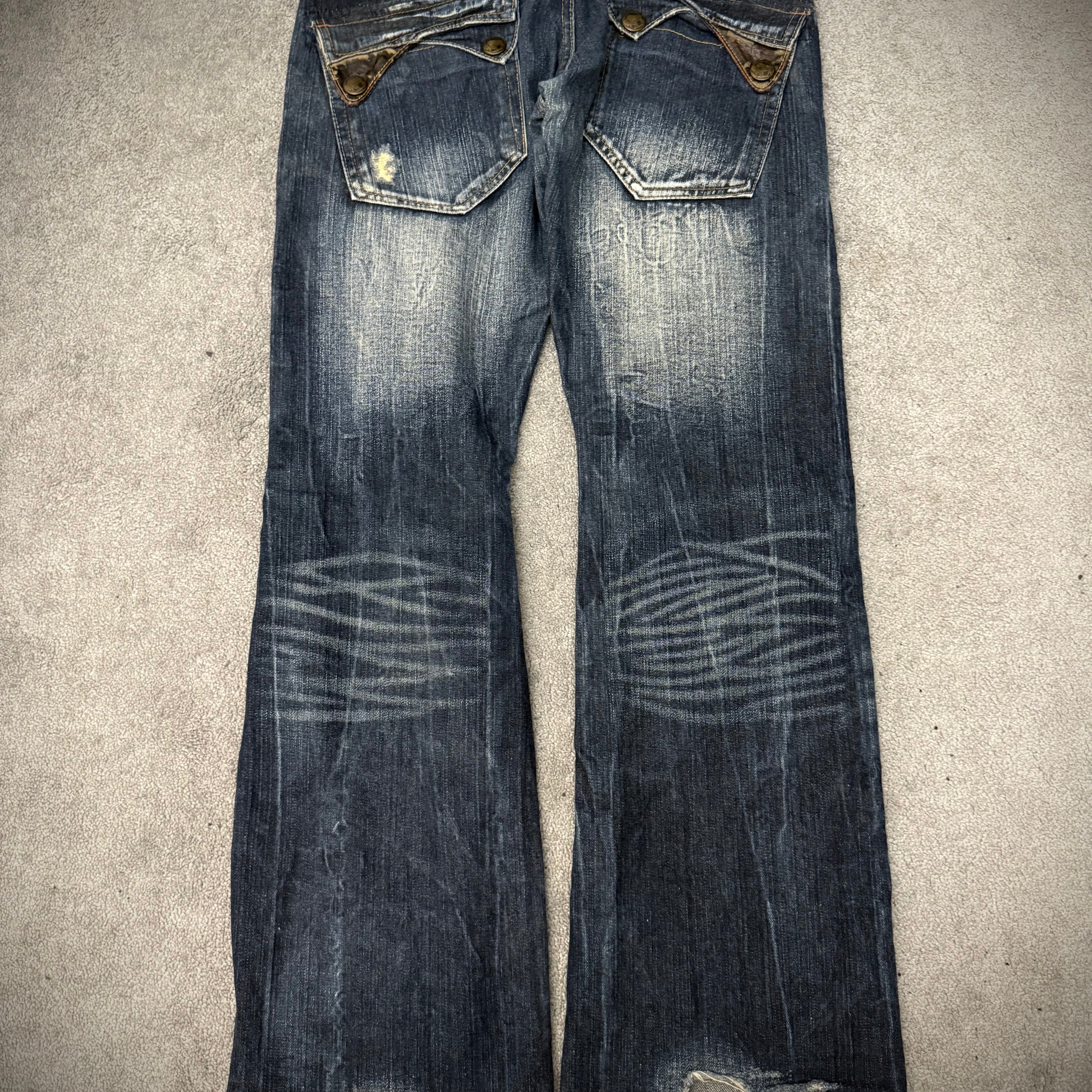 Root3 flap pockets whisker washed flared Pants