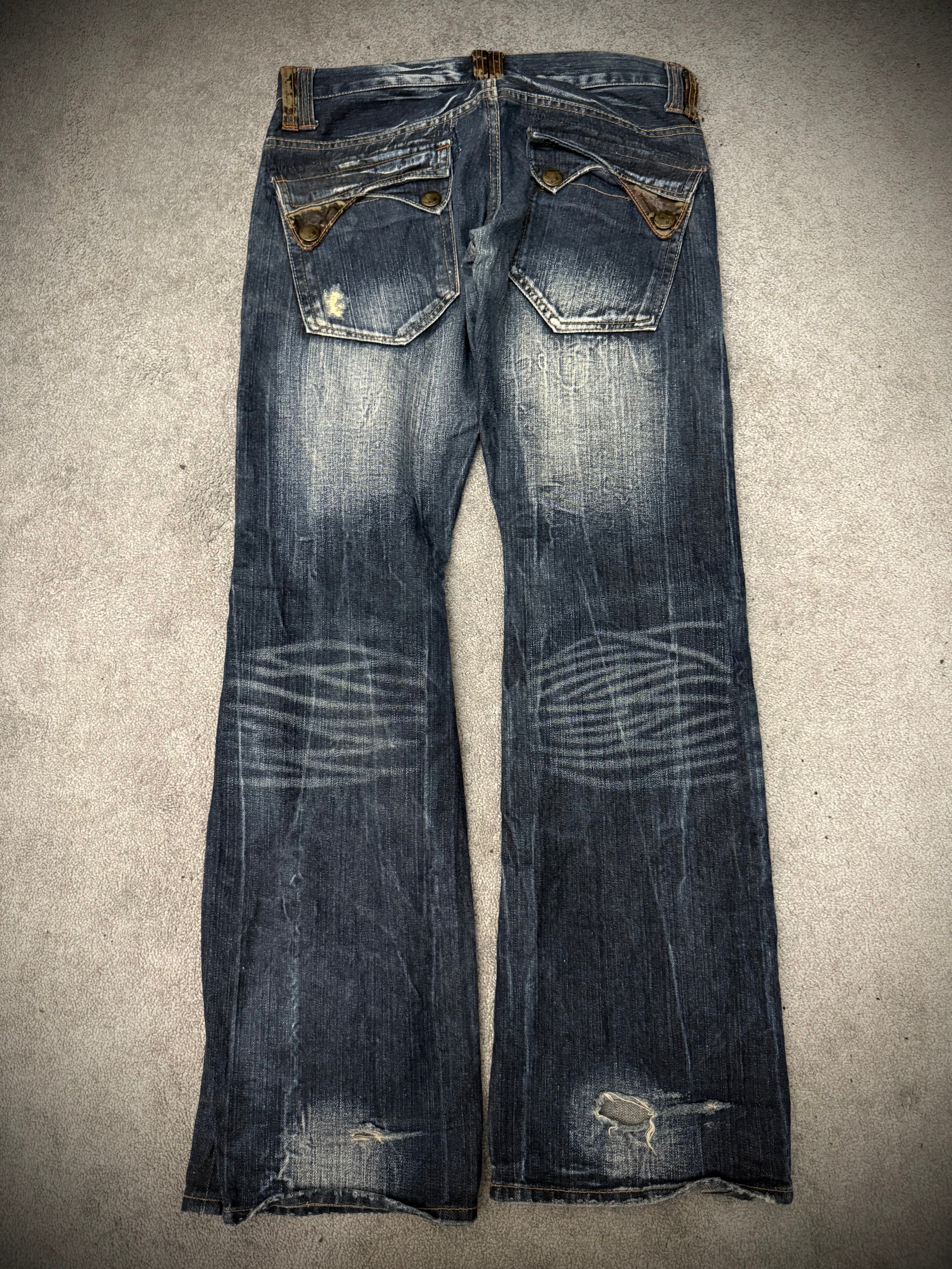 Root3 flap pockets whisker washed flared Pants