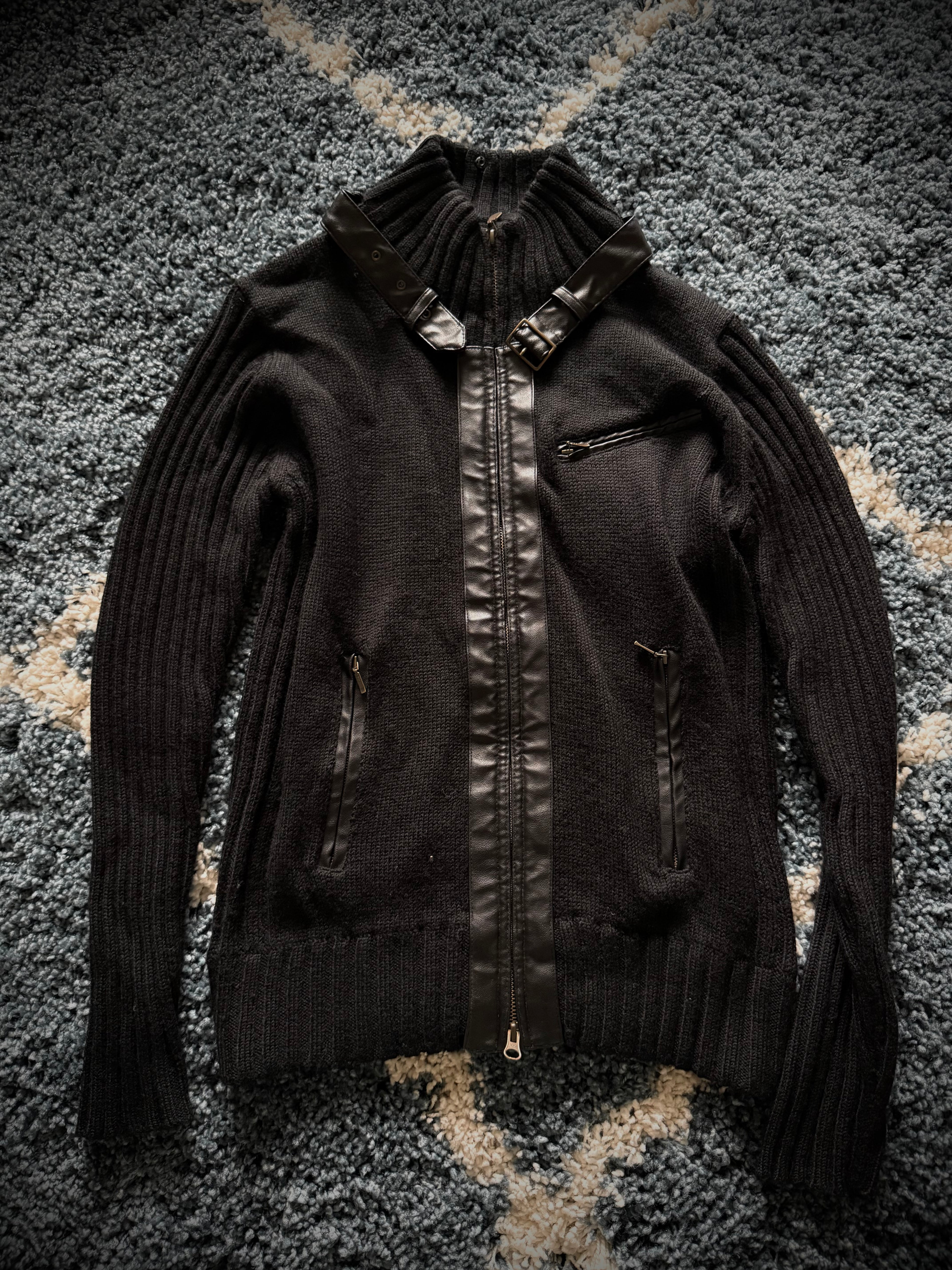 Tornado Mart Directors Cut Knit