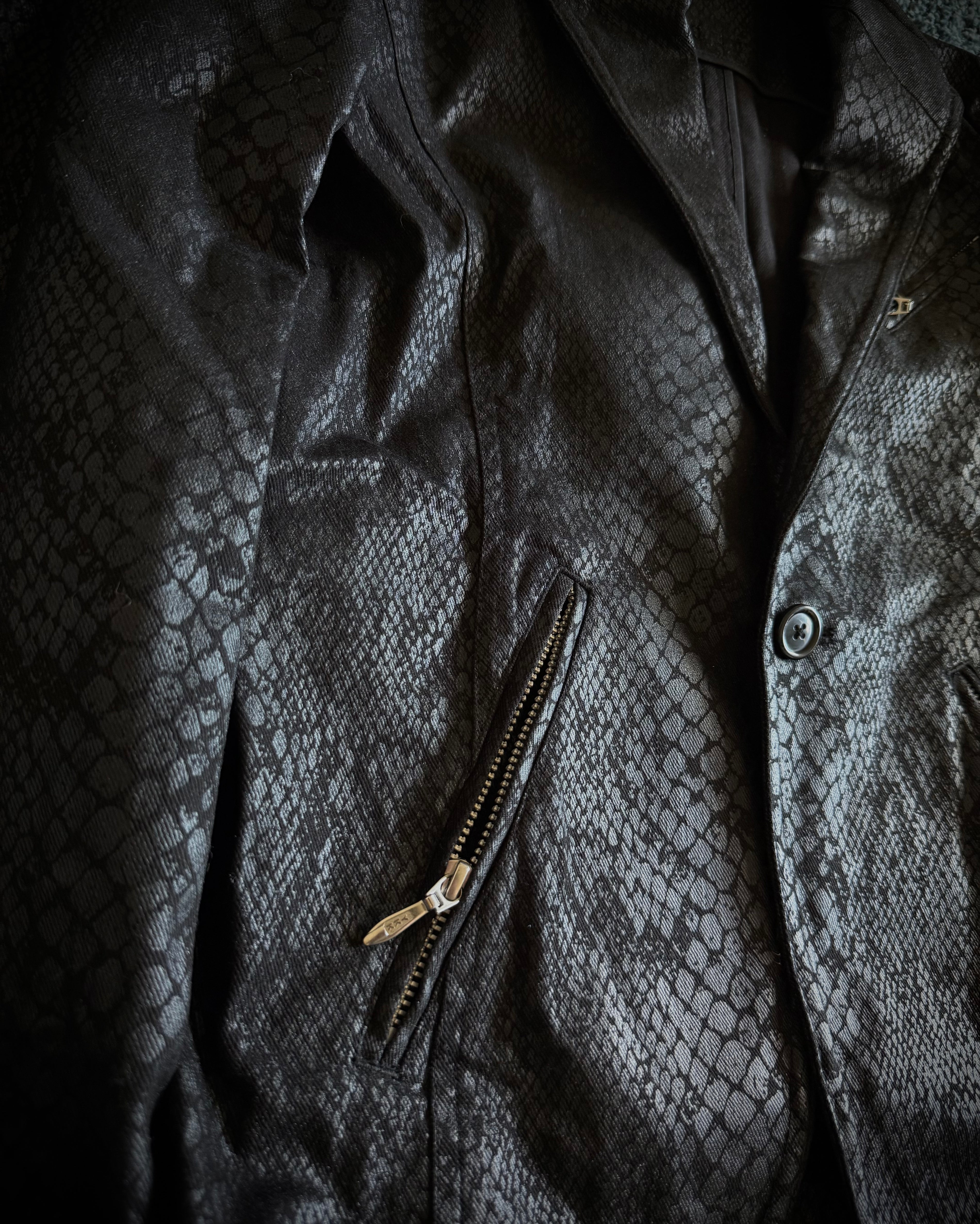 Tornado Mart Full Python Hybrid Blazer