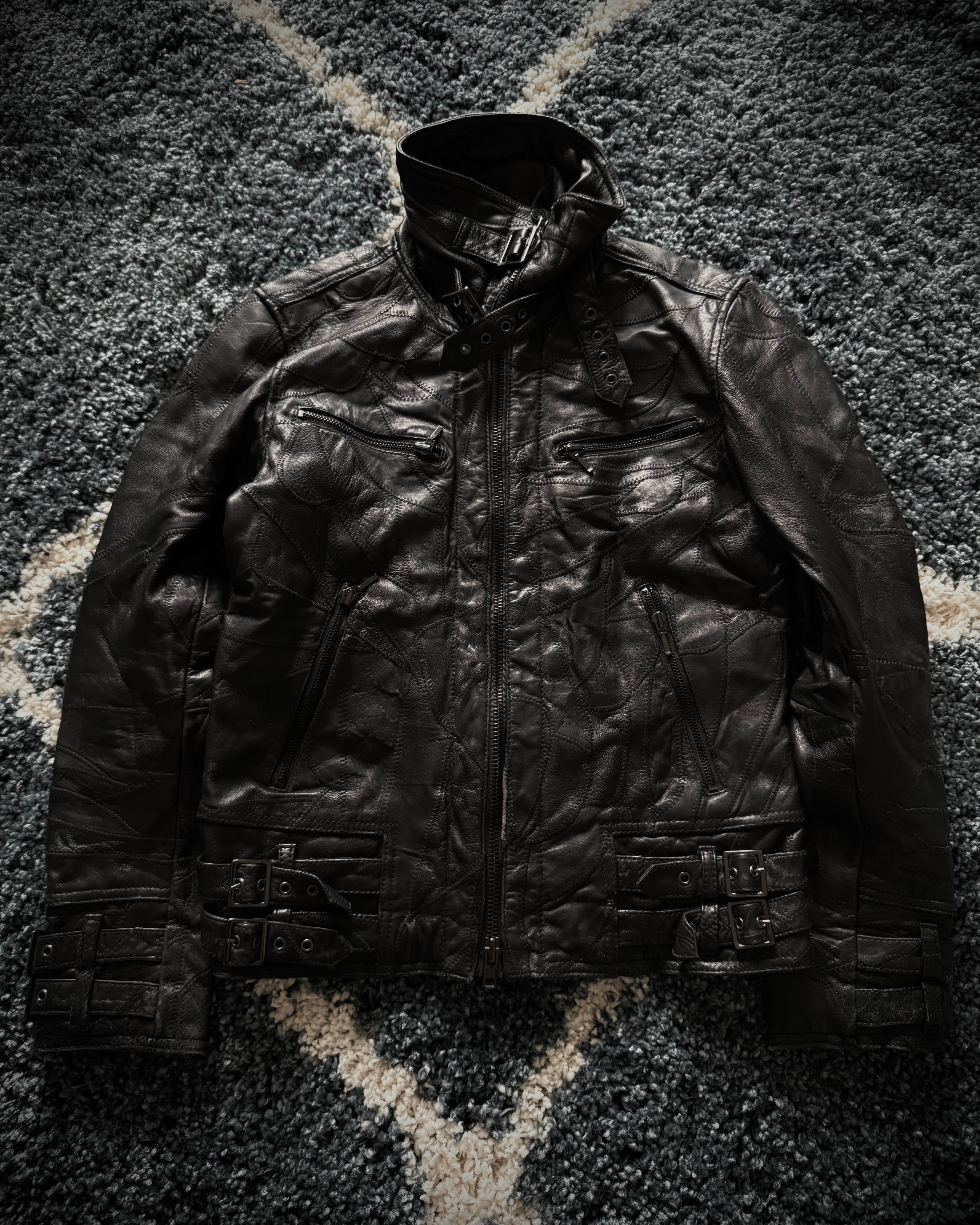 All the way scar stitched bondadge leather rider