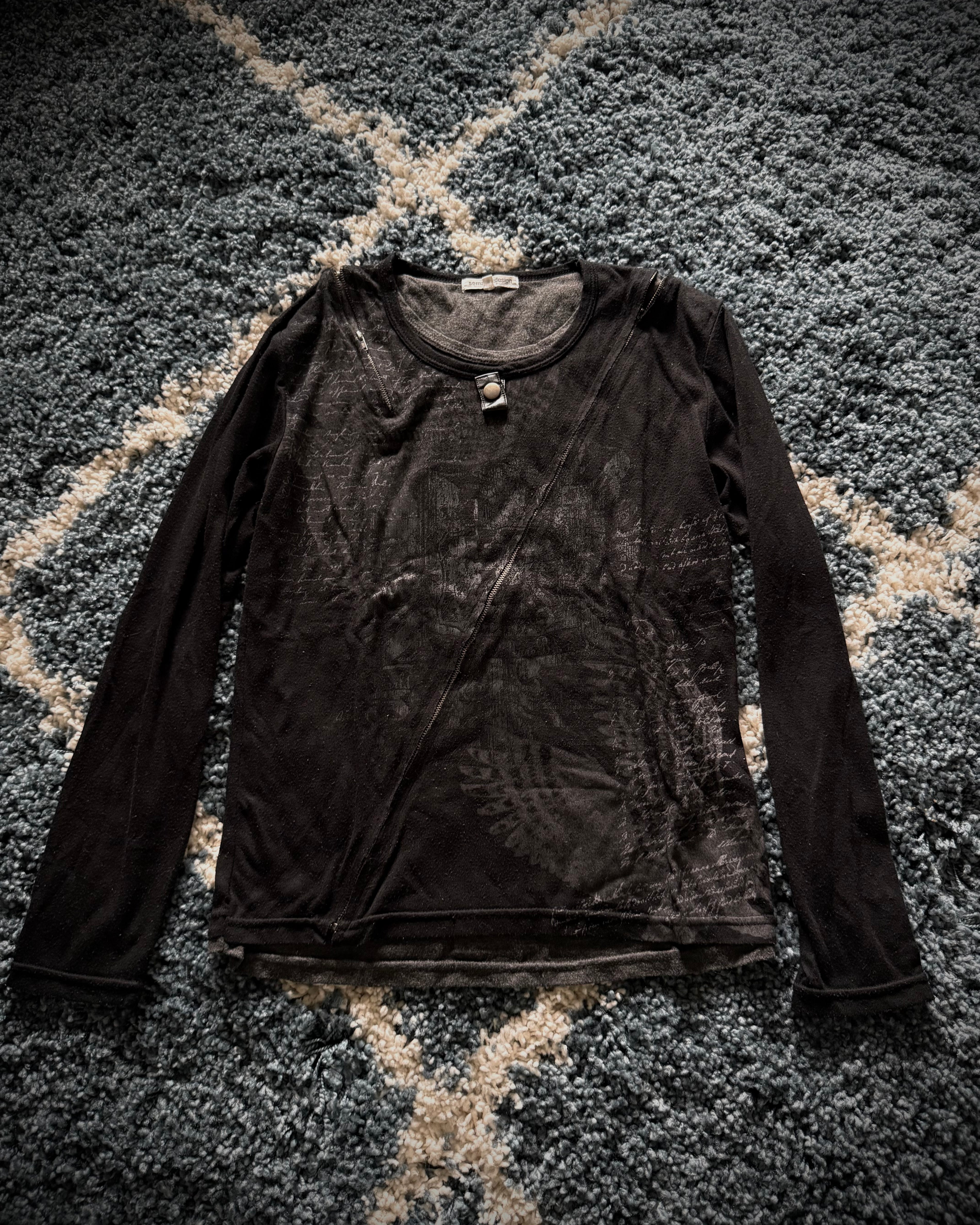 Semantic Design Asymetrical zipper poem longsleeve