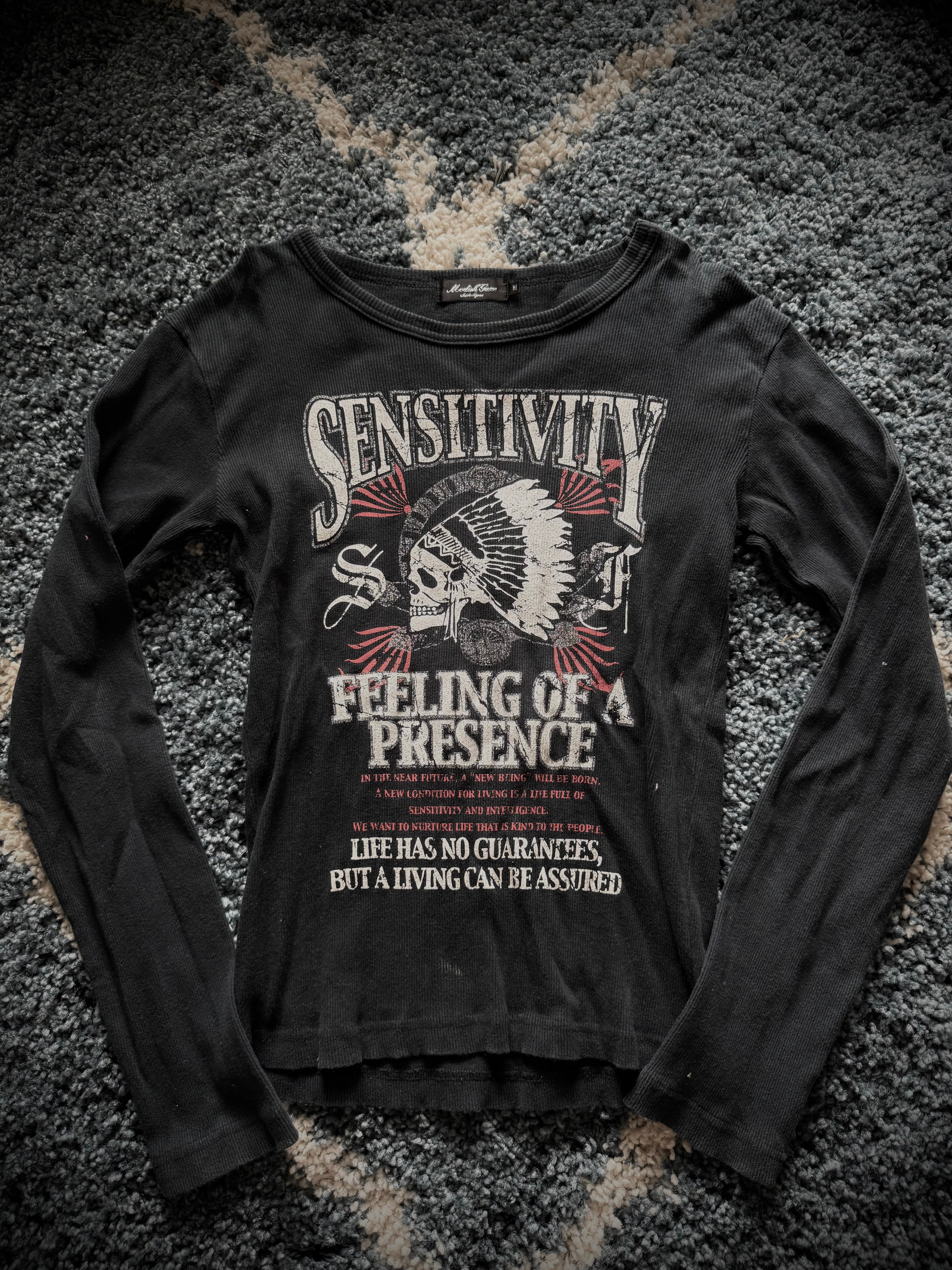 GAZE feeling of a presence longsleeve