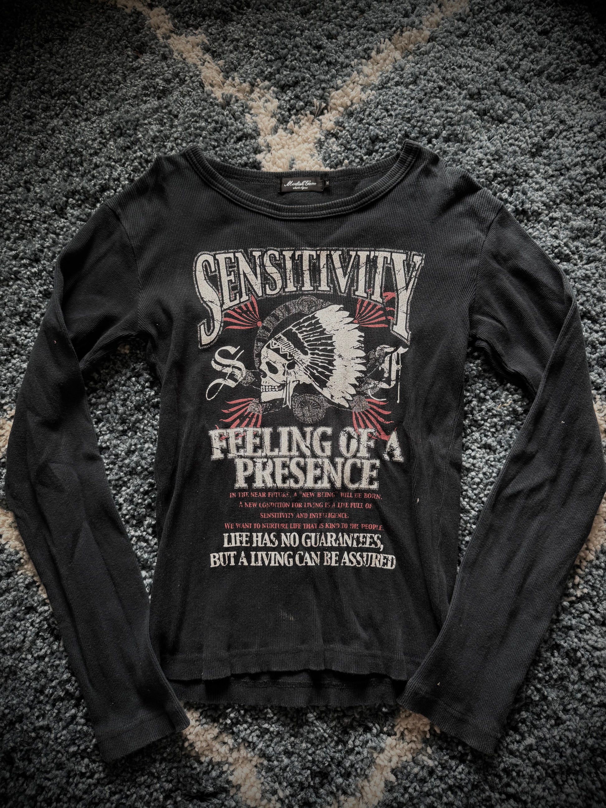 GAZE feeling of a presence longsleeve