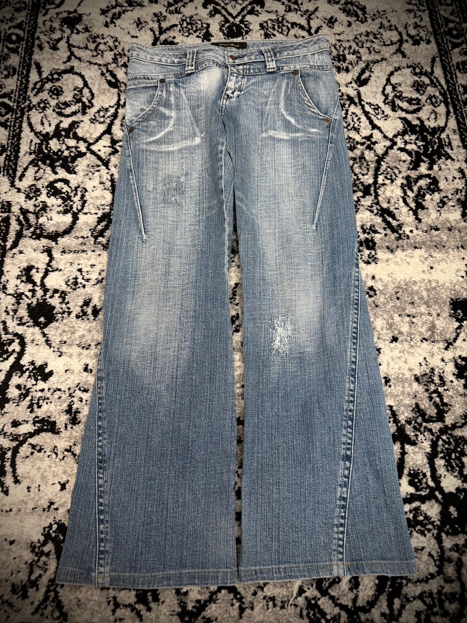 CamelR spiral micro distressed flared pants