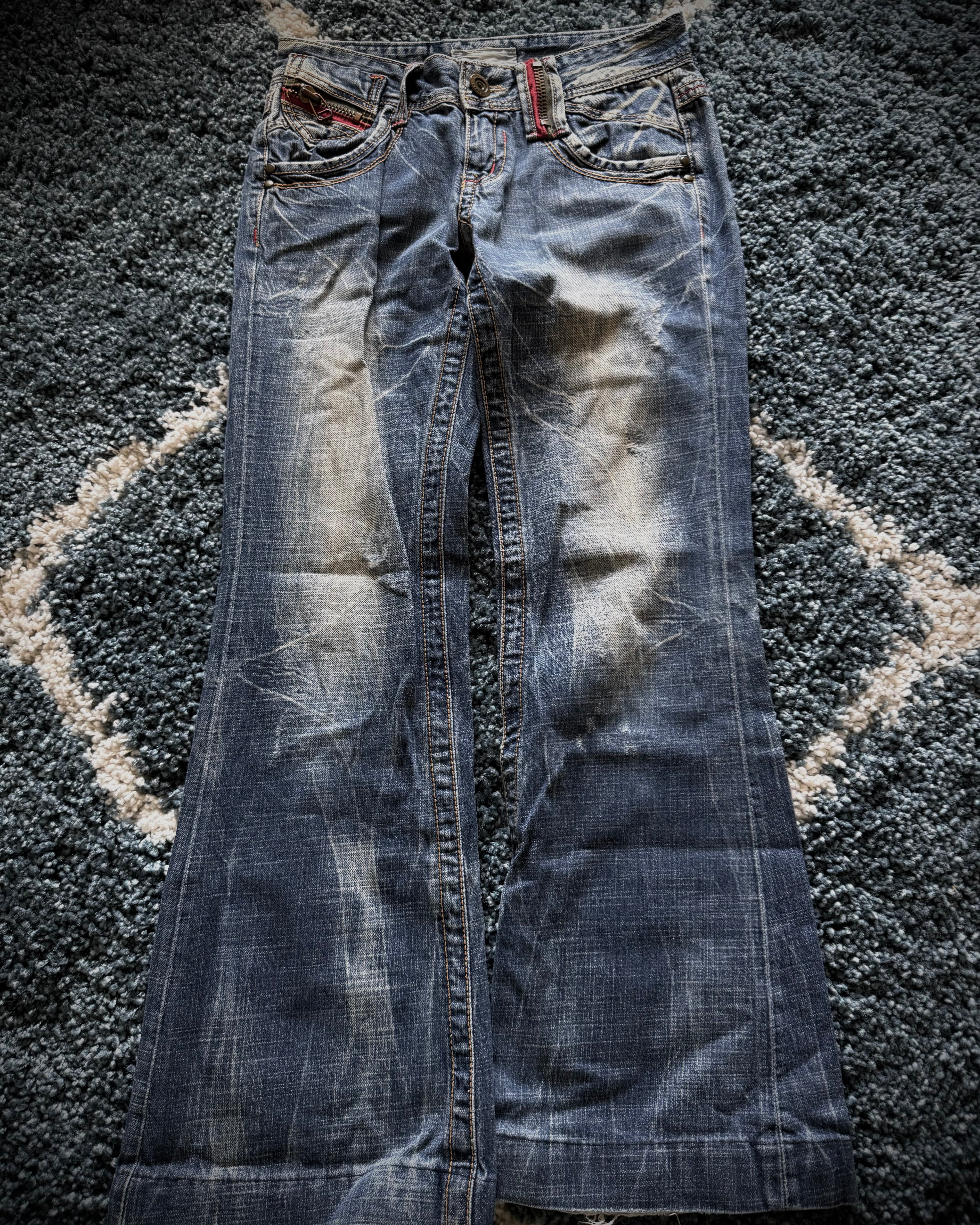 Lolita zippers flared denim
