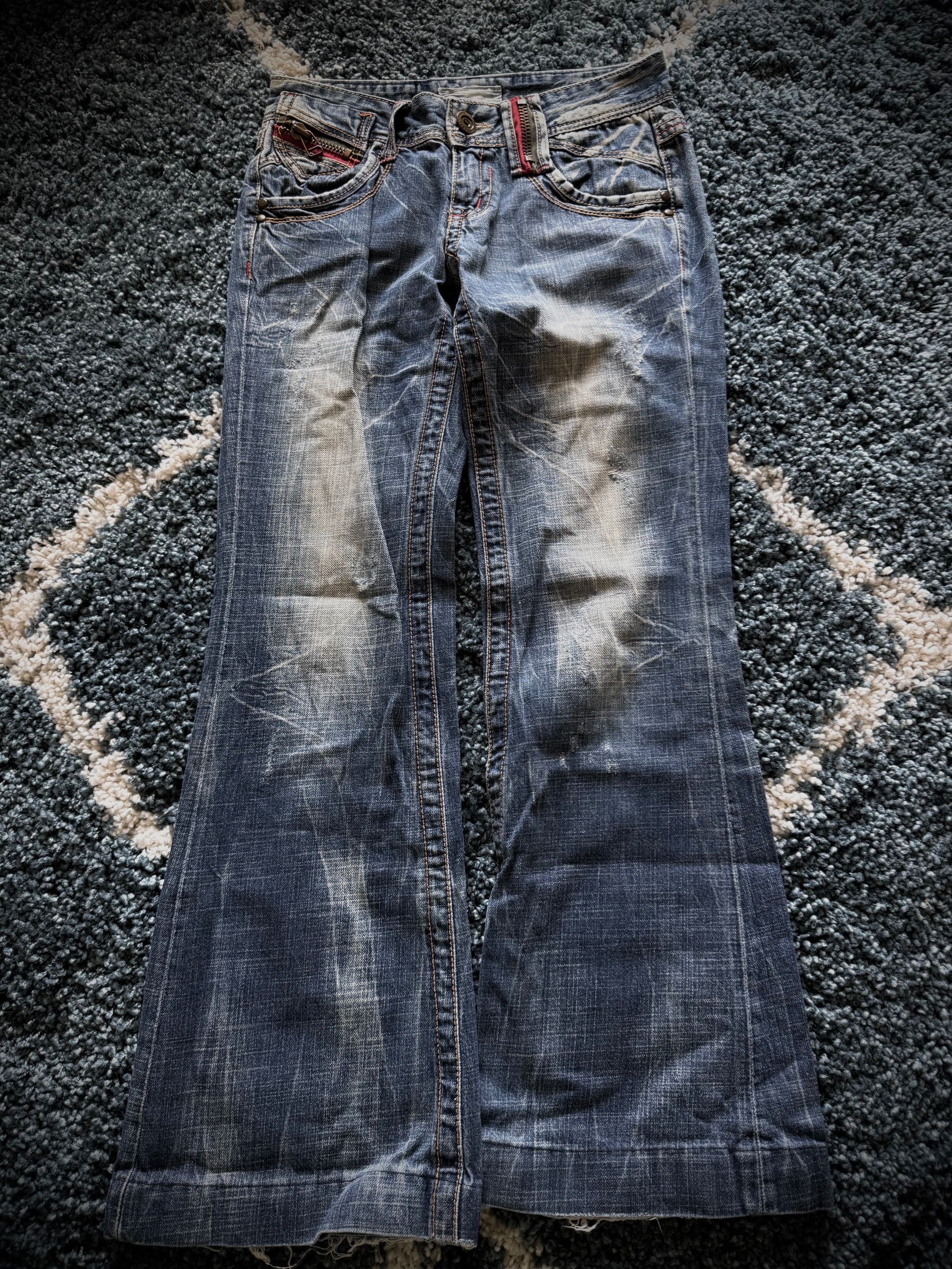 Lolita zippers flared denim
